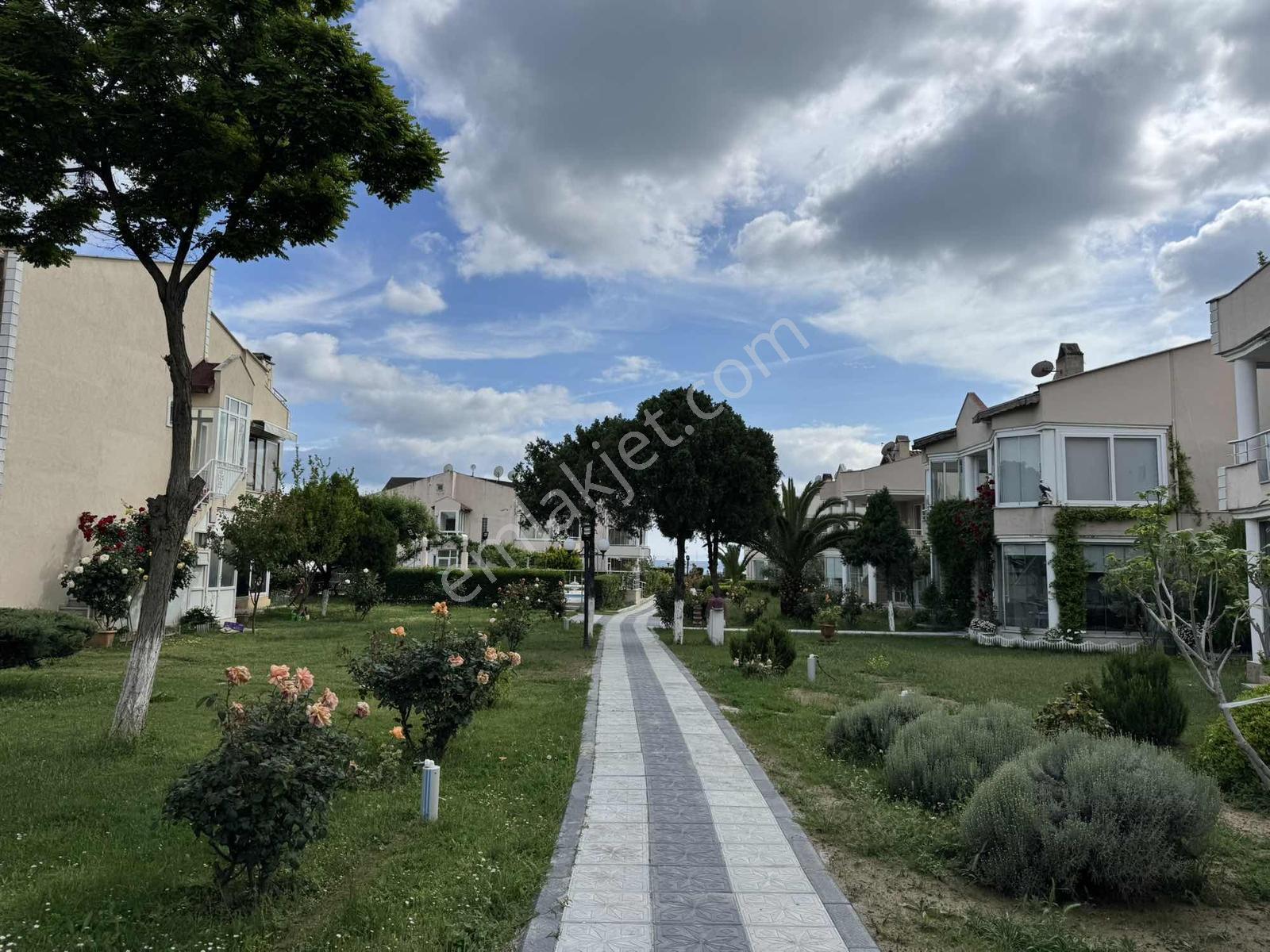 Remax Kıyı`dan Tanrıverdi 5 Sitesin`de Geniş Peyzajlı Yazlık - Görsel 13