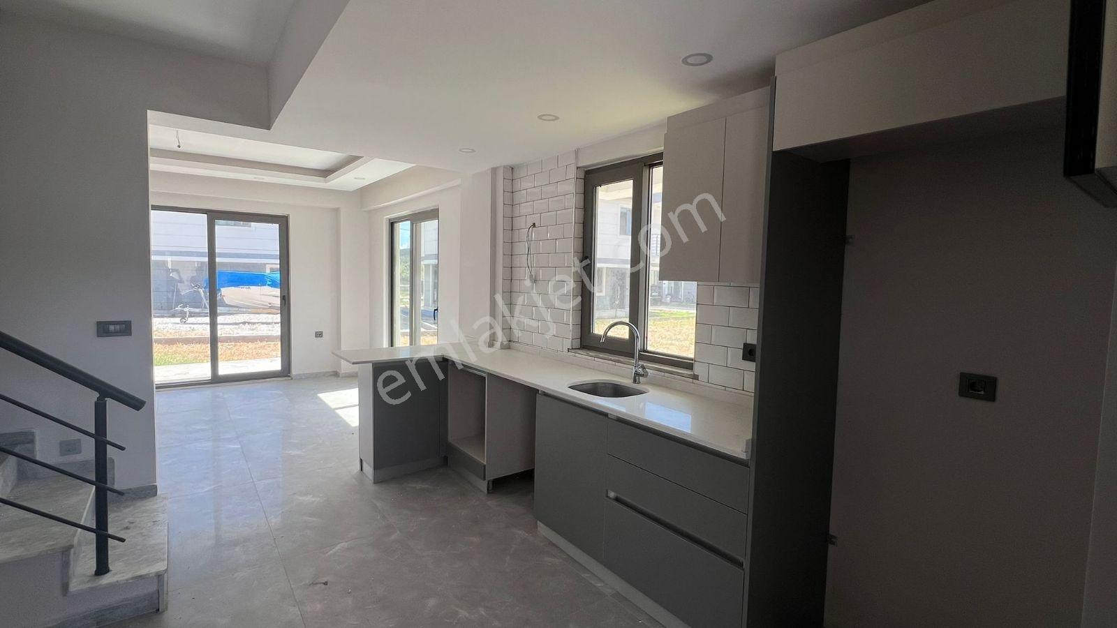 Bodruma Yakın Kazıklı Koyunda Havuzlu Sitede 3+1 Villa Satılık - Görsel 12