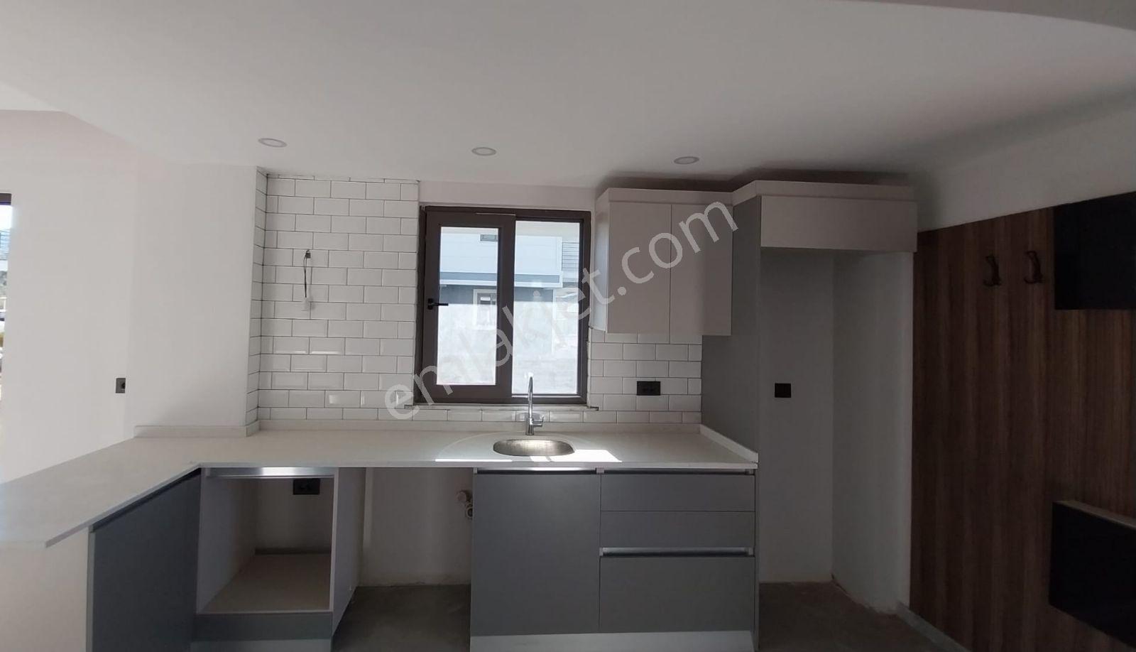 Bodruma Yakın Kazıklı Koyunda Havuzlu Sitede 3+1 Villa Satılık - Görsel 2
