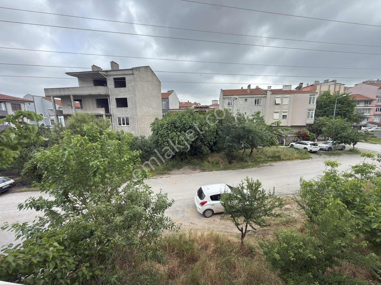 Kasaplar Mahallesi Köşe Konumda Fırsat Satılık 2+1 Daire - Görsel 13