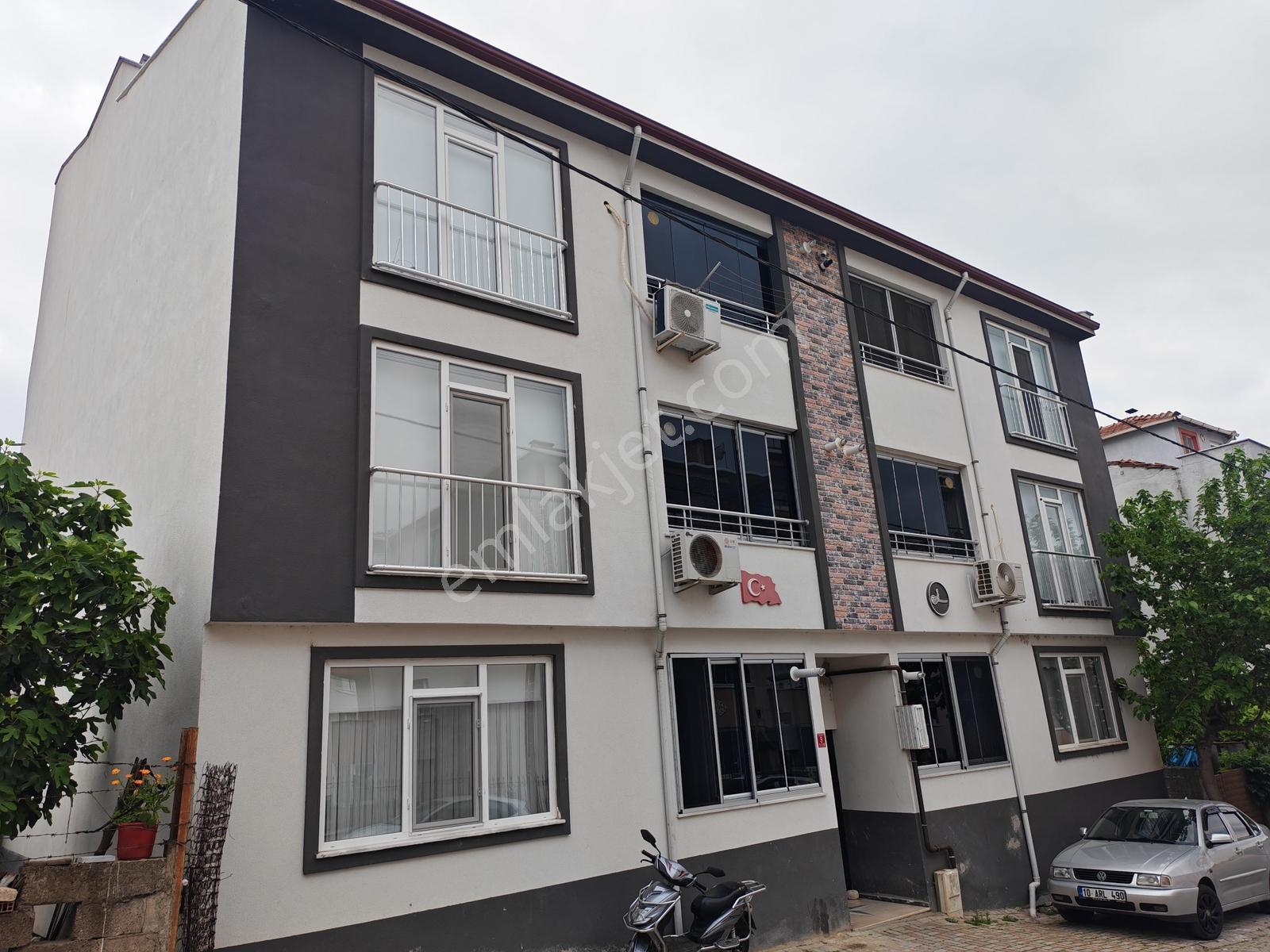 2+1 Reşadiyenin En Değerli Bölgesinde 3 Senelik Modern Daire! - Görsel 7