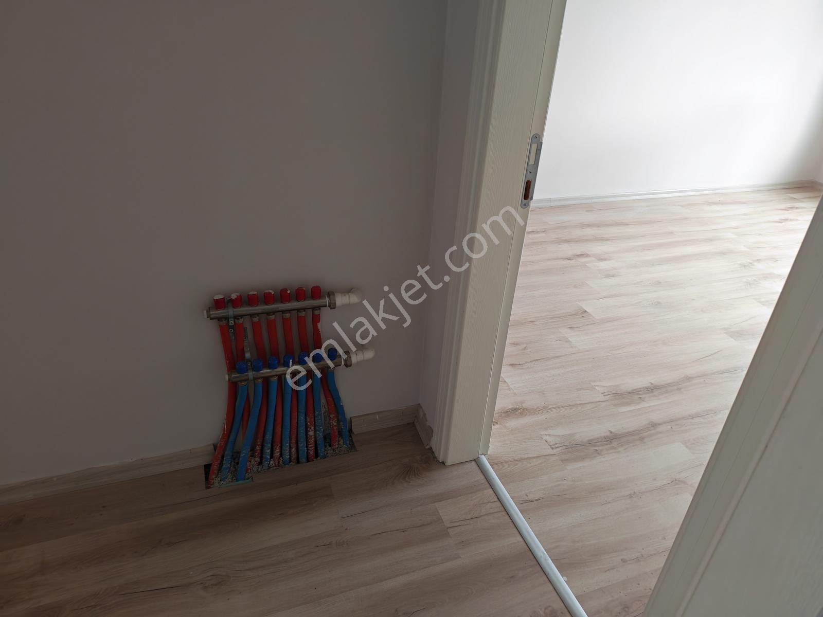 2+1 Reşadiyenin En Değerli Bölgesinde 3 Senelik Modern Daire! - Görsel 19