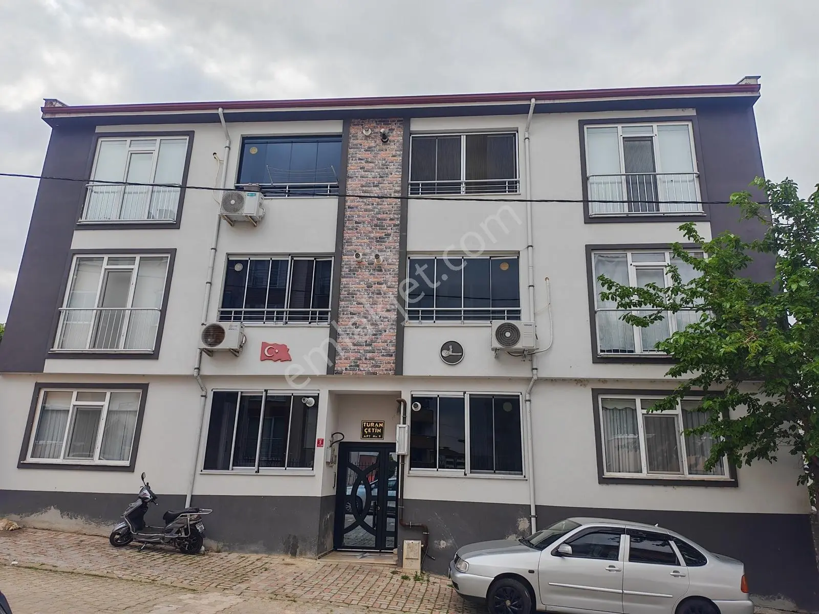 2+1 Reşadiyenin En Değerli Bölgesinde 3 Senelik Modern Daire!