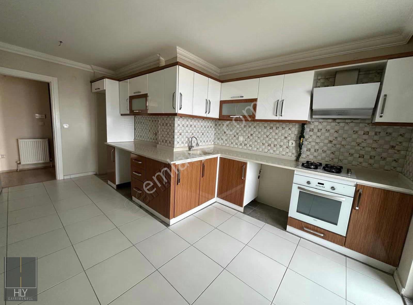Hly Gayrimenkulden Sütlüce Mahallesinde 2+1 Kiralık Daire - Görsel 25