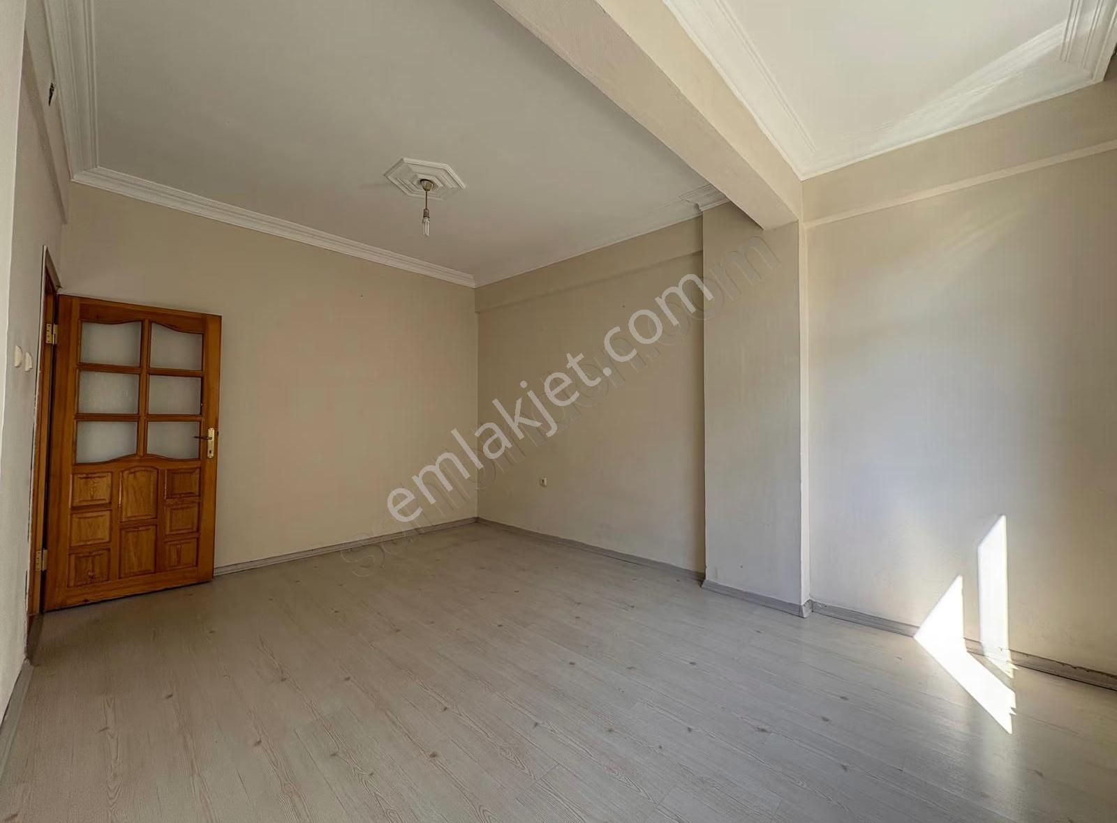 Hacıosman Mah En Nezih Konumunda 100 M2 Kiralık Daire - Görsel 9