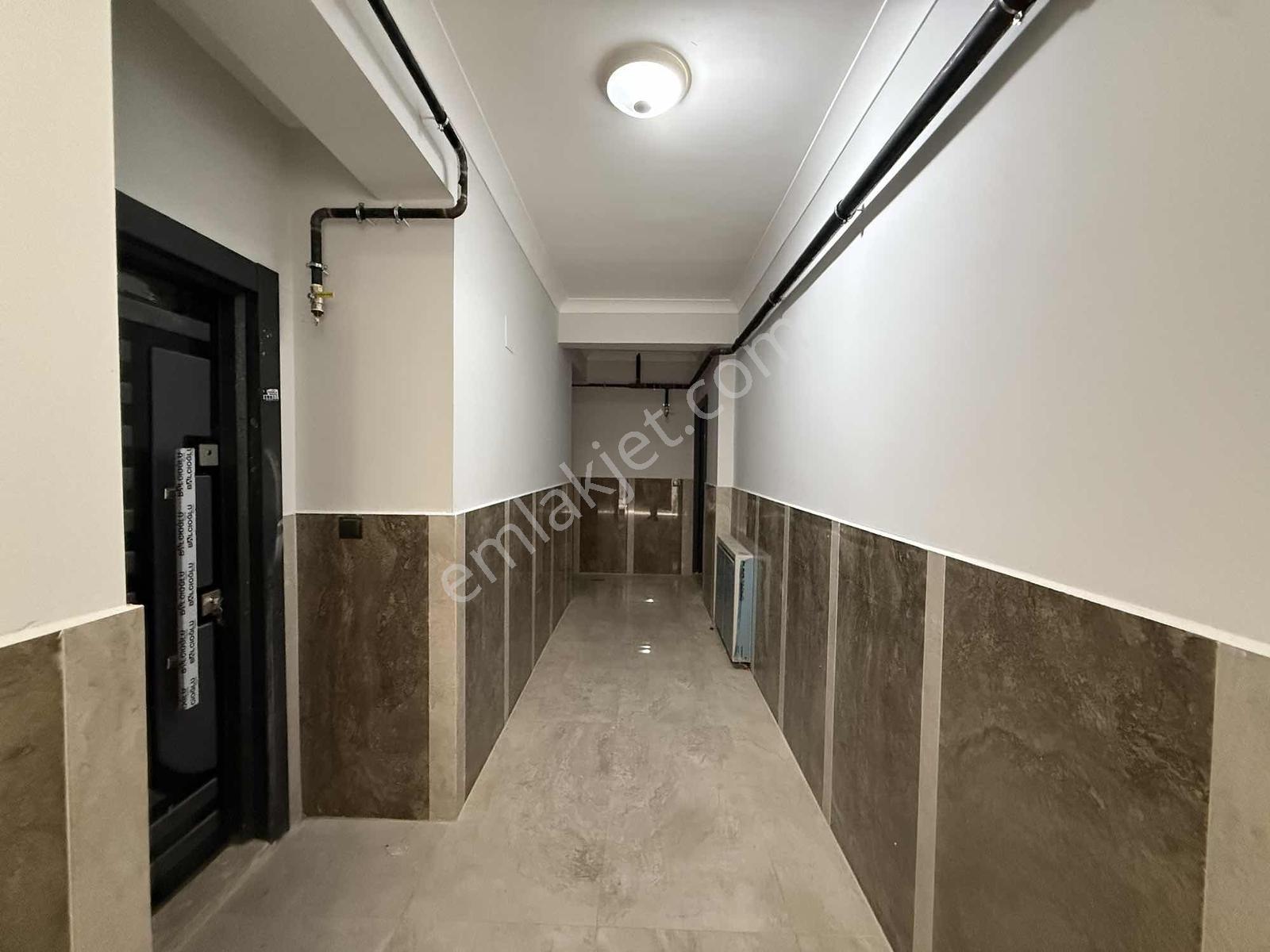 Esnaf'tan Gömeç Mithatpaşa Da Geniş Balkonlu 2+1 Lux Daire - Görsel 18