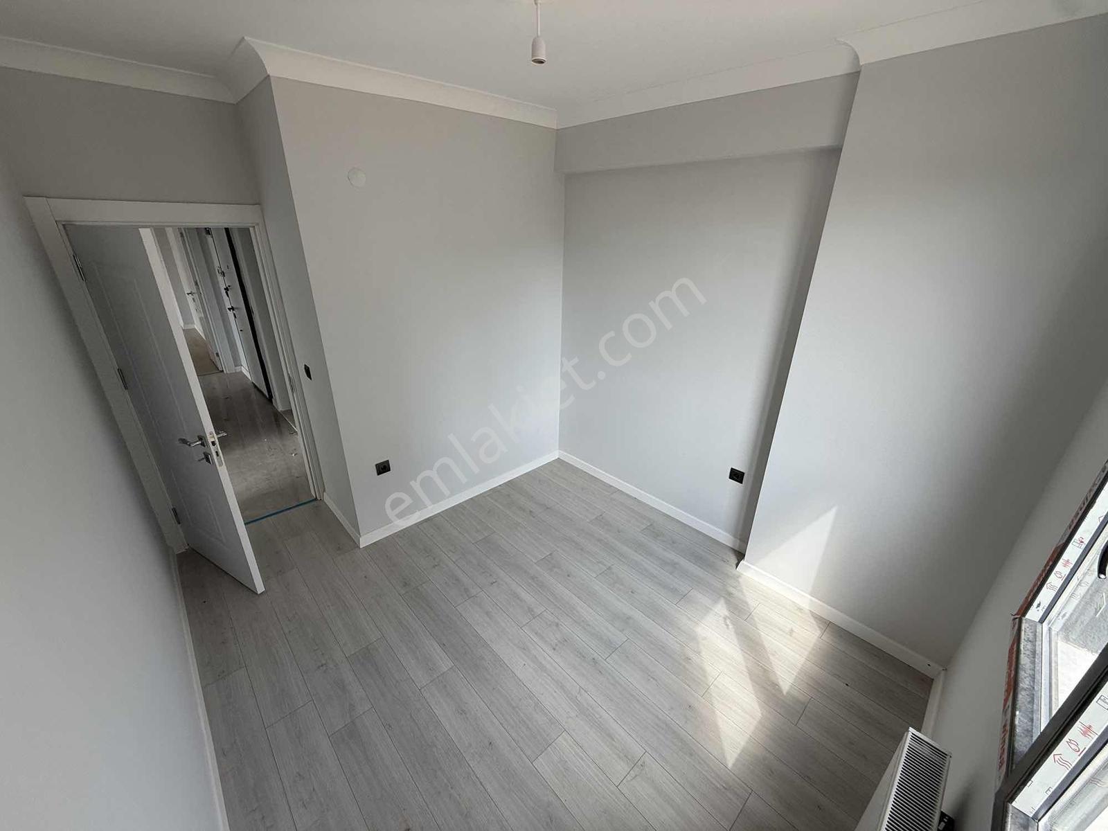 Esnaf'tan Gömeç Mithatpaşa Da Geniş Balkonlu 2+1 Lux Daire - Görsel 23