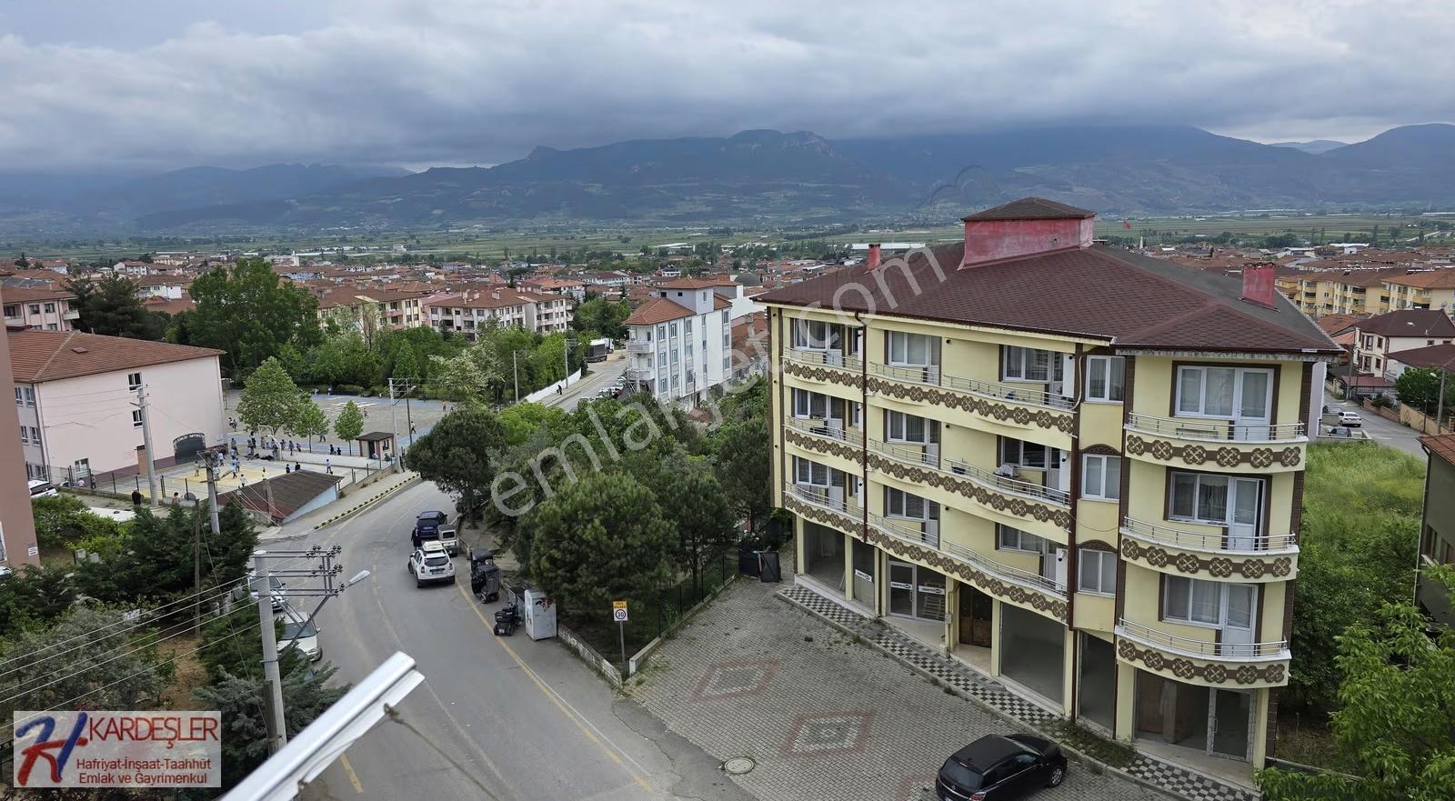 Elperek Mah.elbirlik Okuluna Yakın Asansörlü Manzaralı Daire - Görsel 31