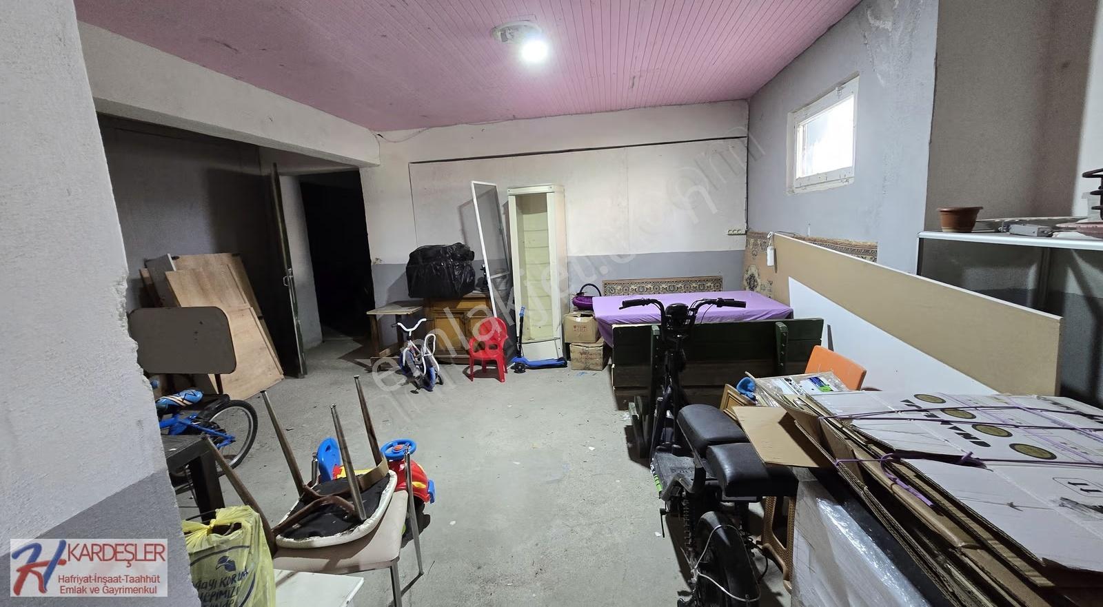 Elperek Mah.elbirlik Okuluna Yakın Asansörlü Manzaralı Daire - Görsel 14
