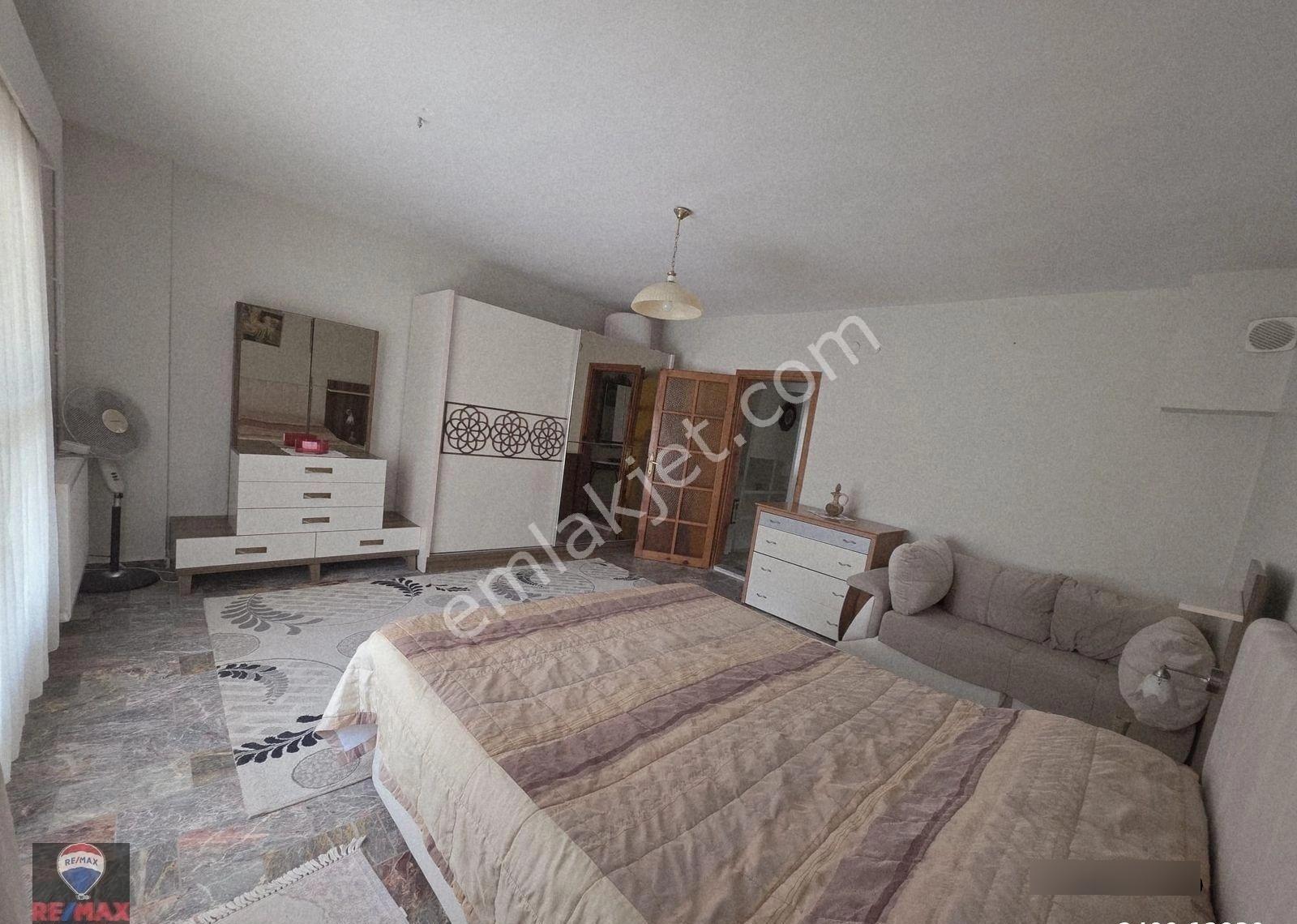 Yenifoça Cumhuriyet Mah. Eşyalı Kiralık 3+1 Triblex Yazlık - Görsel 23
