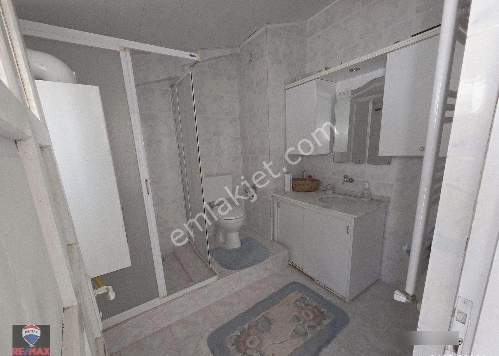 Yenifoça Cumhuriyet Mah. Eşyalı Kiralık 3+1 Triblex Yazlık - Görsel 9