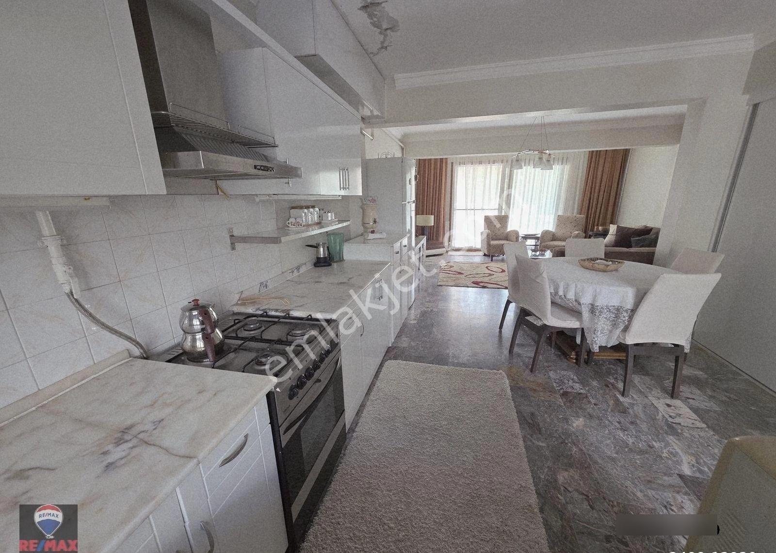 Yenifoça Cumhuriyet Mah. Eşyalı Kiralık 3+1 Triblex Yazlık - Görsel 20