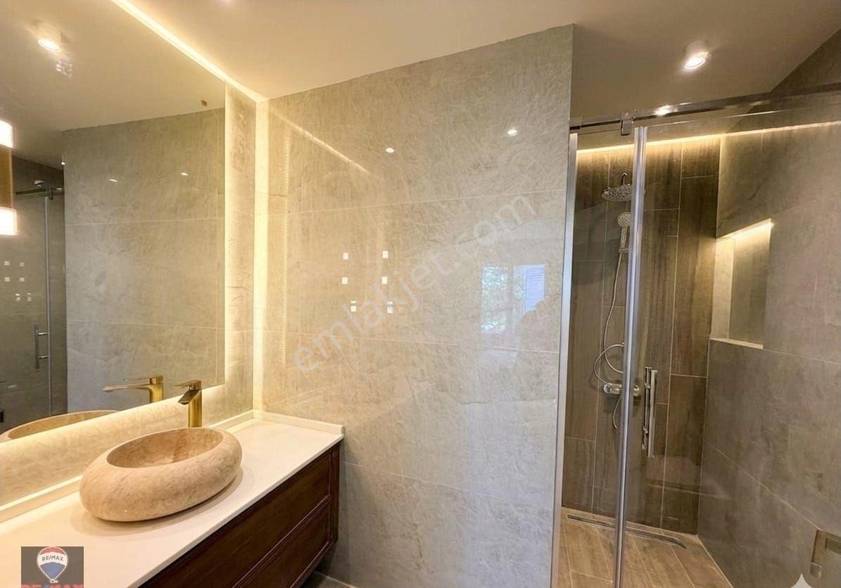 Çeşme Alaçatı'da Müstakil,havuzlu Ve Eşyalı 5+1 Kiralık Villa - Görsel 4