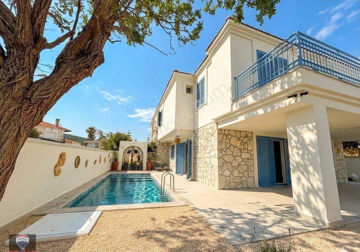 Çeşme Alaçatı'da Müstakil,havuzlu Ve Eşyalı 5+1 Kiralık Villa - Görsel 24