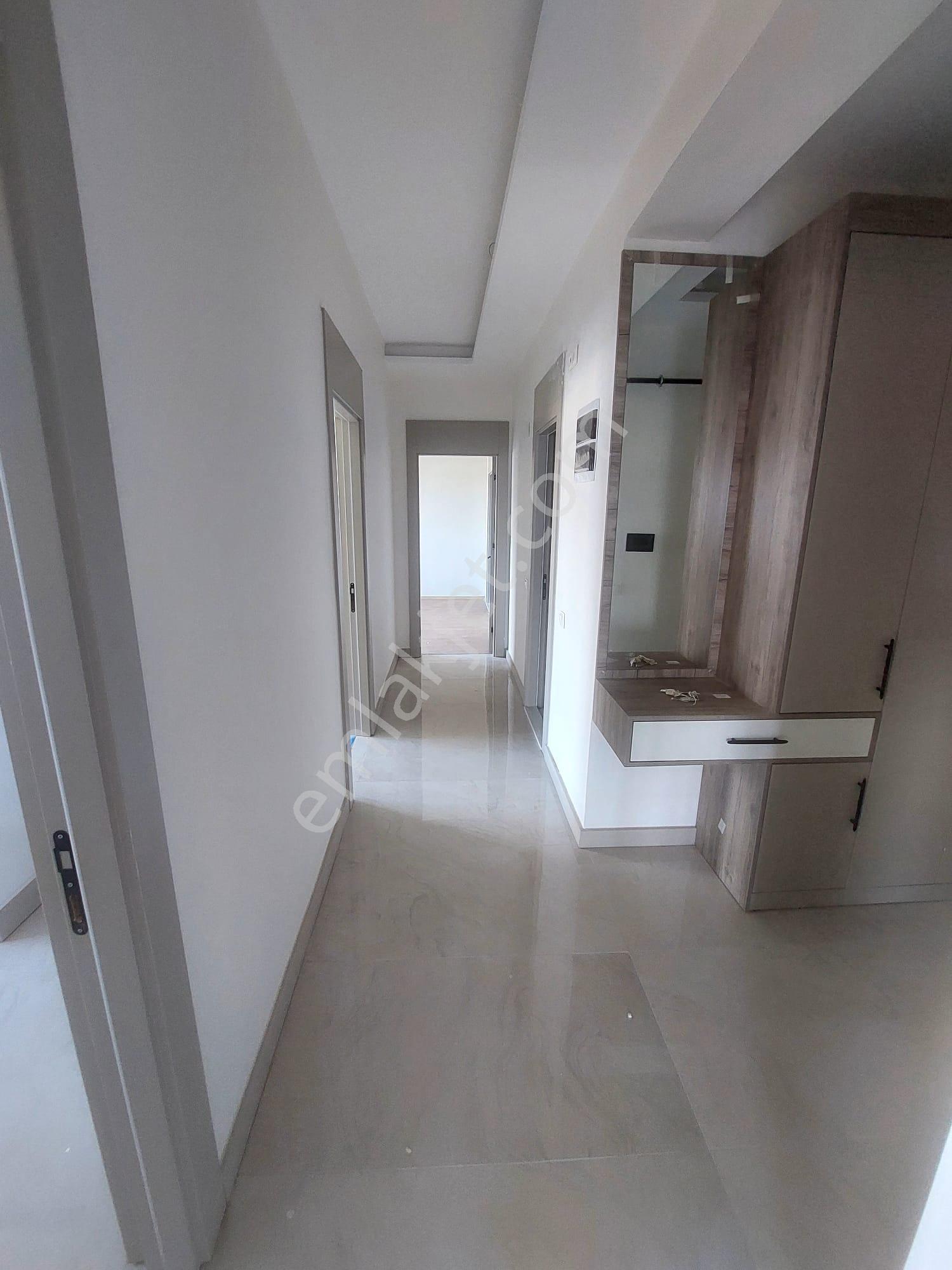 Kazanç Gayrimenkul'den Martı Oteli Civarı Deniz Manzaralı Kiralık 2+1 Daire - Görsel 8