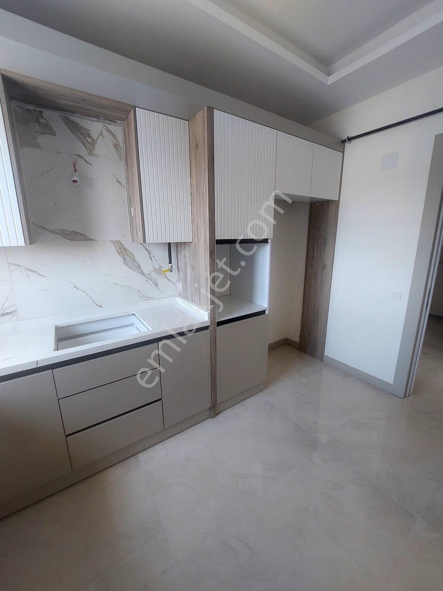 Kazanç Gayrimenkul'den Martı Oteli Civarı Deniz Manzaralı Kiralık 2+1 Daire - Görsel 6