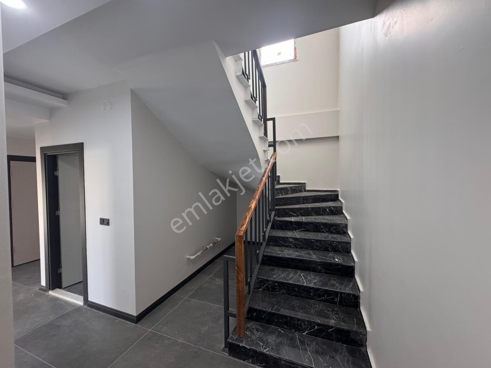 Aşağı Söğütönü Site İçi 4+1 Villa 150 M2 Bahçe - Görsel 17