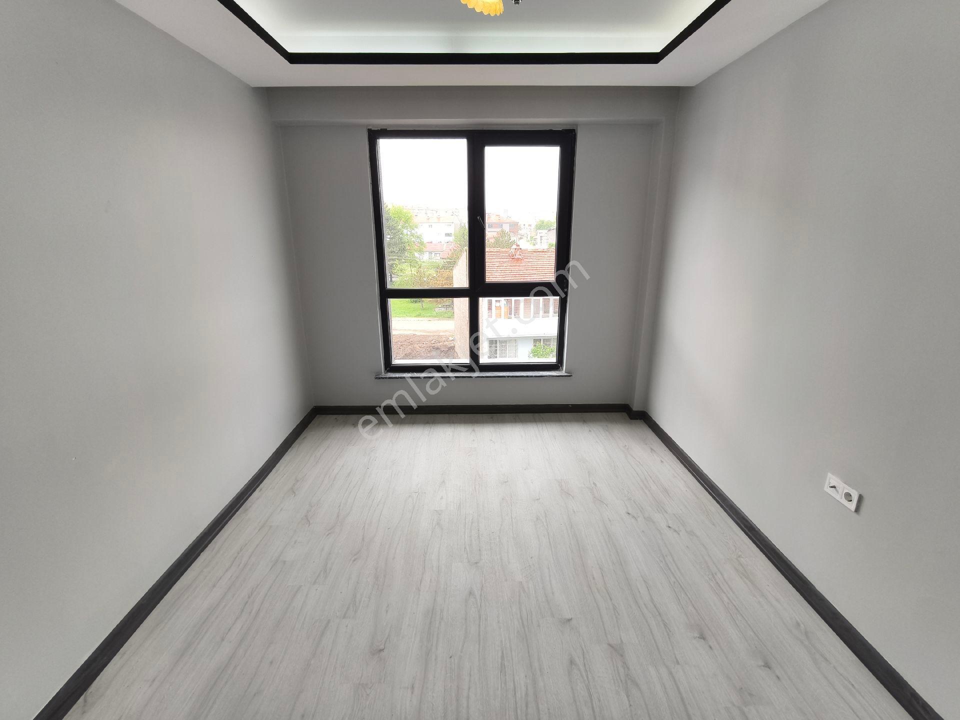 Pera'dan Zafer Mah. Okur Sk. Özel Garajlı, Kilerli Kiralık 3+1 Daire - Görsel 11