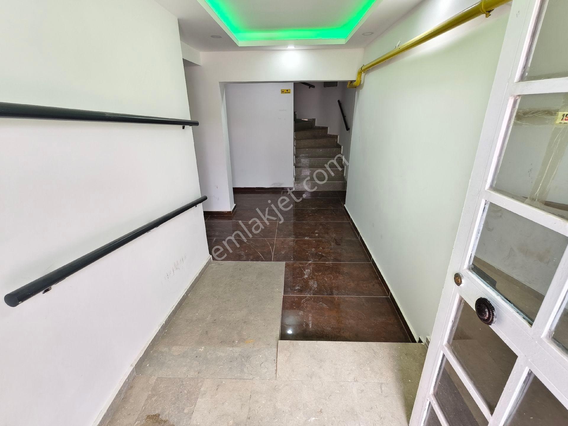 Pera'dan Zafer Mah. Okur Sk. Özel Garajlı, Kilerli Kiralık 3+1 Daire - Görsel 28