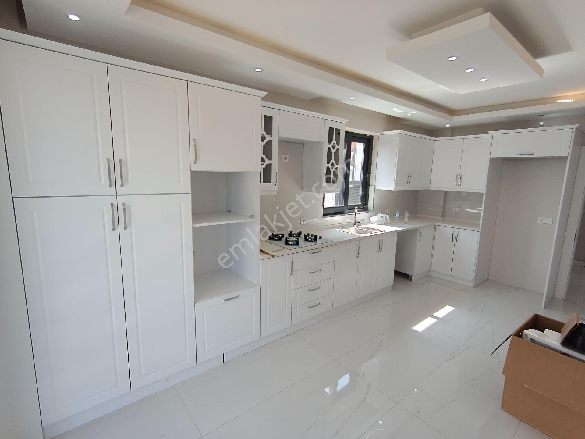 Bulut Yatırımdan 5+1 380 M² Arsa İçerisinde 200 M² Müstakil Ev - Görsel 4