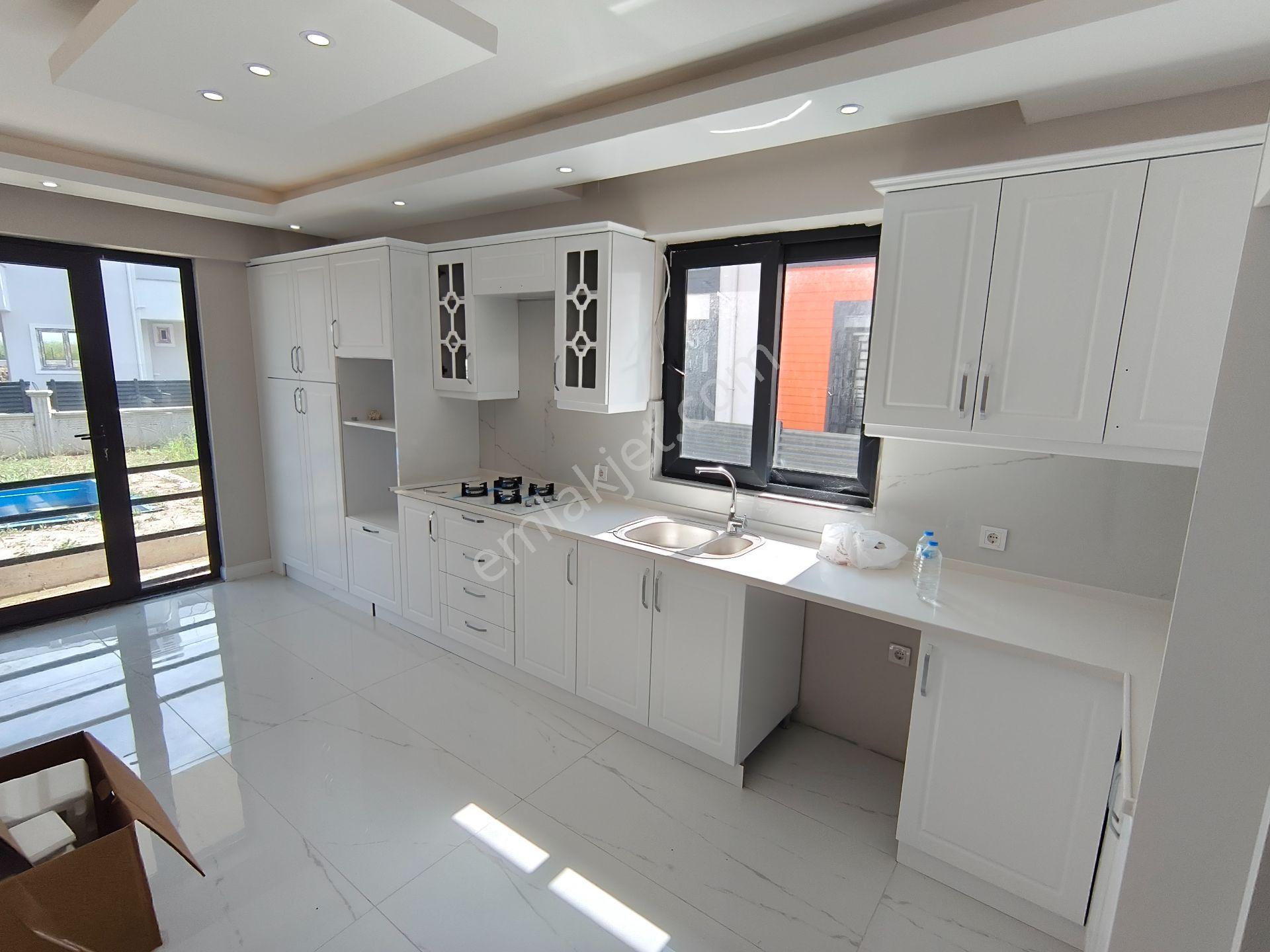 Bulut Yatırımdan 5+1 380 M² Arsa İçerisinde 200 M² Müstakil Ev - Görsel 3