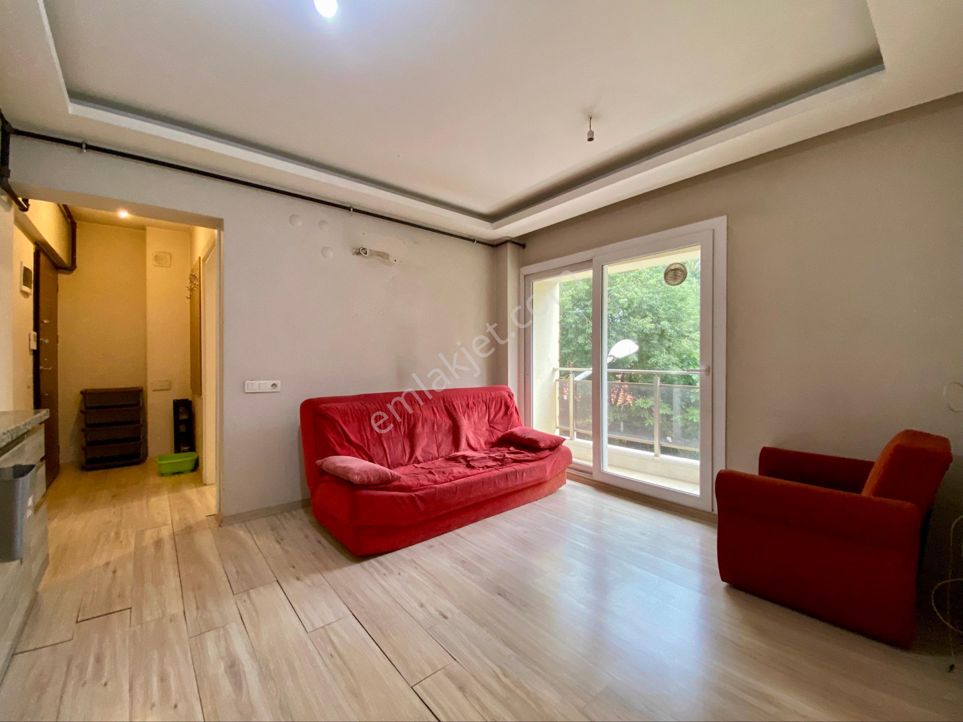 Eab’den Aydın Efeler Orta Mahalle’de Eşyalı Kiralık 2+1 Daire Doğalgazlı Asansörlü - Görsel 6
