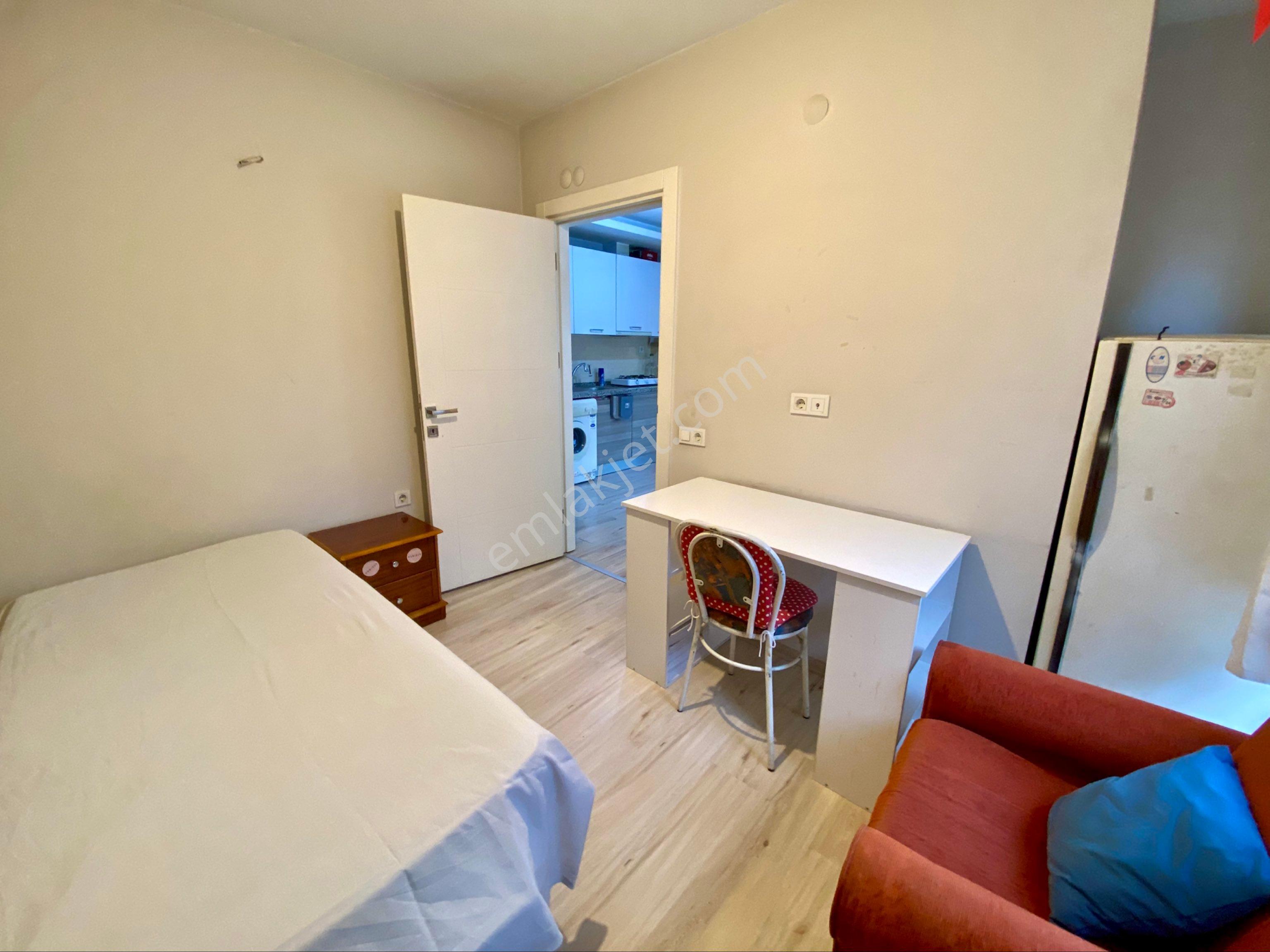 Eab’den Aydın Efeler Orta Mahalle’de Eşyalı Kiralık 2+1 Daire Doğalgazlı Asansörlü - Görsel 10