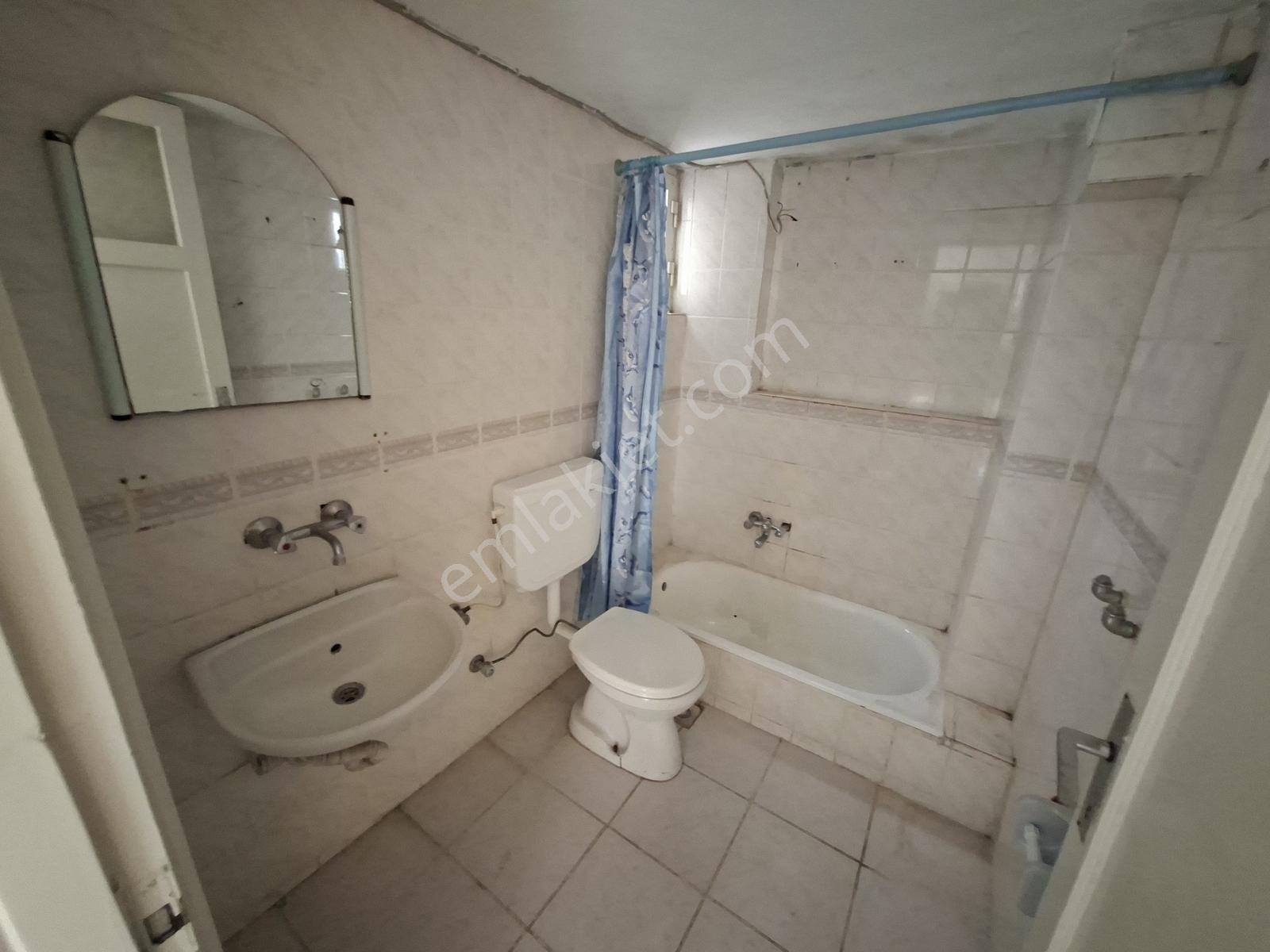 Büyükşehir Belediyenin Altı, 3+1,130m2, Yedieylül Okulu Karşında - Görsel 2