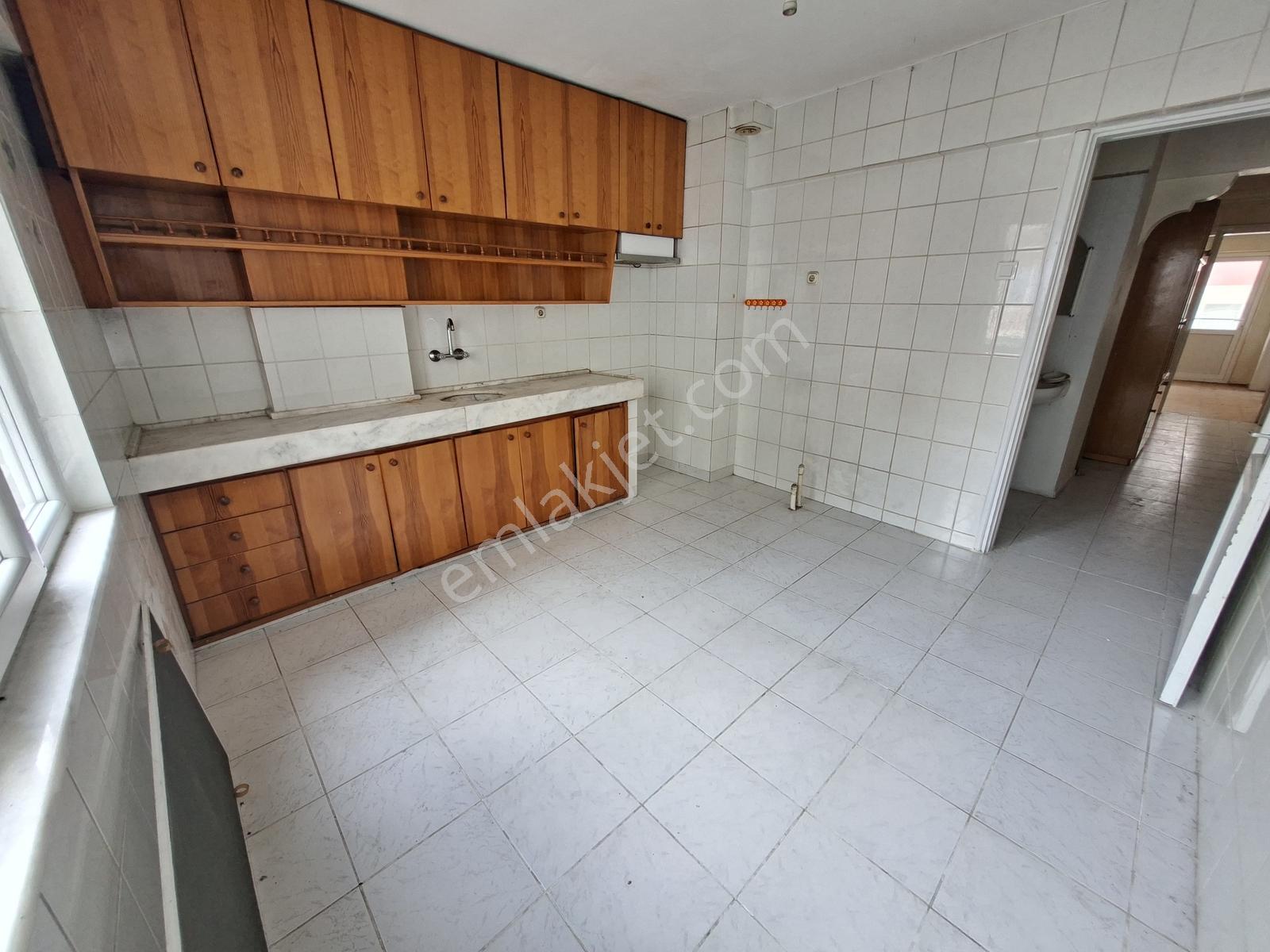 Büyükşehir Belediyenin Altı, 3+1,130m2, Yedieylül Okulu Karşında - Görsel 8