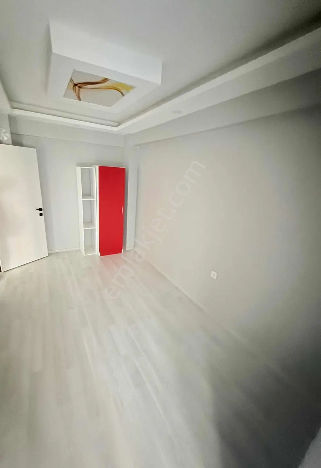 Ayşekadın Ana Caddeye Yakın Kiralık 1+1 Daire - Görsel 11