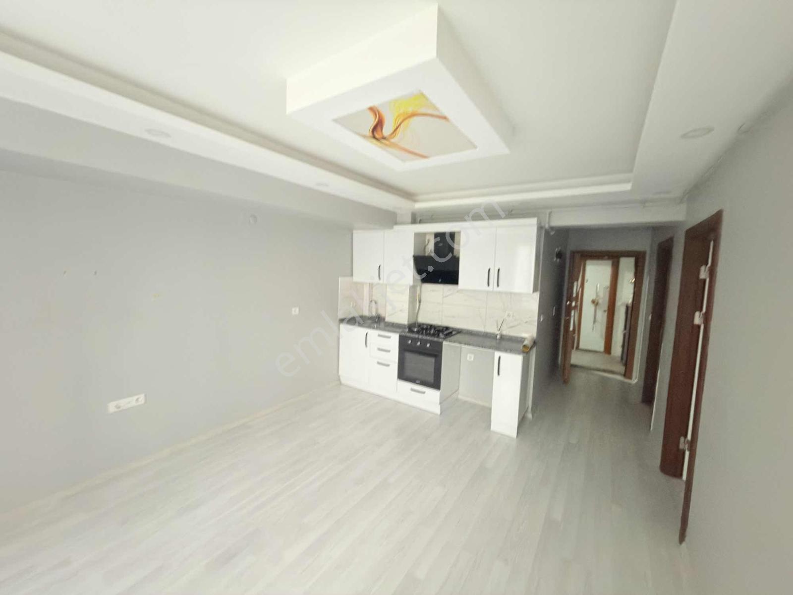 Ayşekadın Ana Caddeye Yakın Kiralık 1+1 Daire - Görsel 6