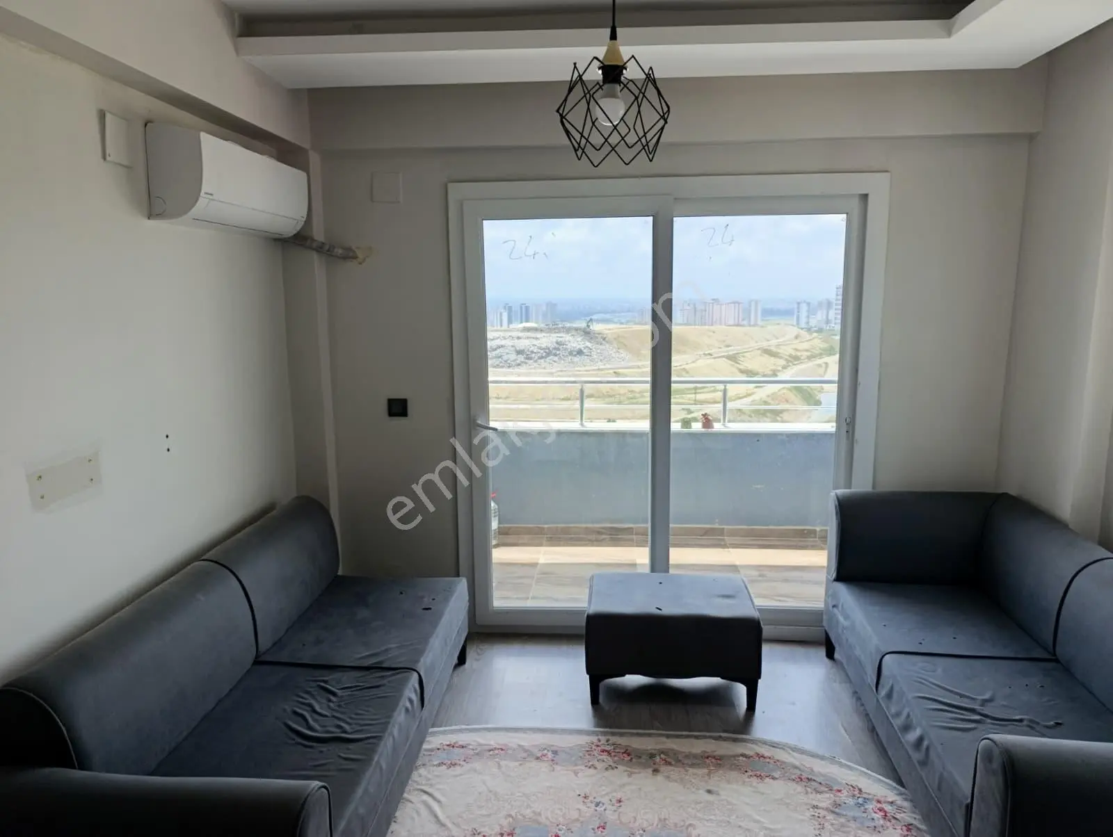 Adana Sarıçamda Gültepede Migrosa Yakın Konumda Eşyaları Yeni 1+1 Eşyalı Kiralık Daire
