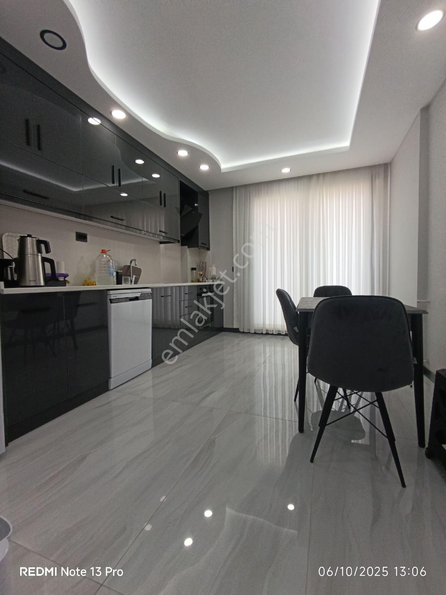Efeler De 250m Karede Merkezde Bitisik Mustakil Villa+ayrı Mutfak+altkata Oda Var - Görsel 29