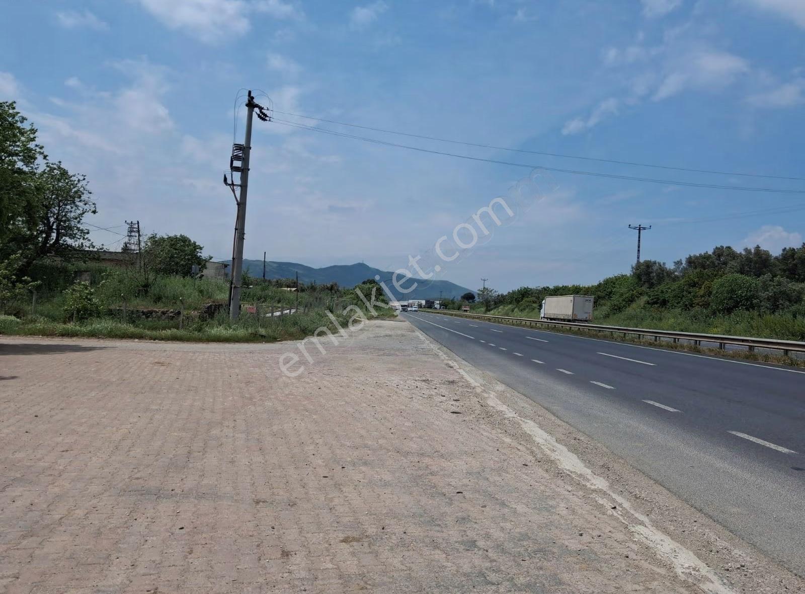 Orhangazi'de Tabela Değeri Yüksek 706m2 Ruhsatlı Parsel - Görsel 4
