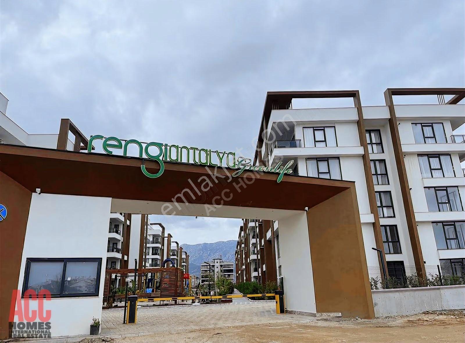 Acc Homes'tan Havuz Manzaralı Green Life Rengi Antalya 1+1 - Görsel 2