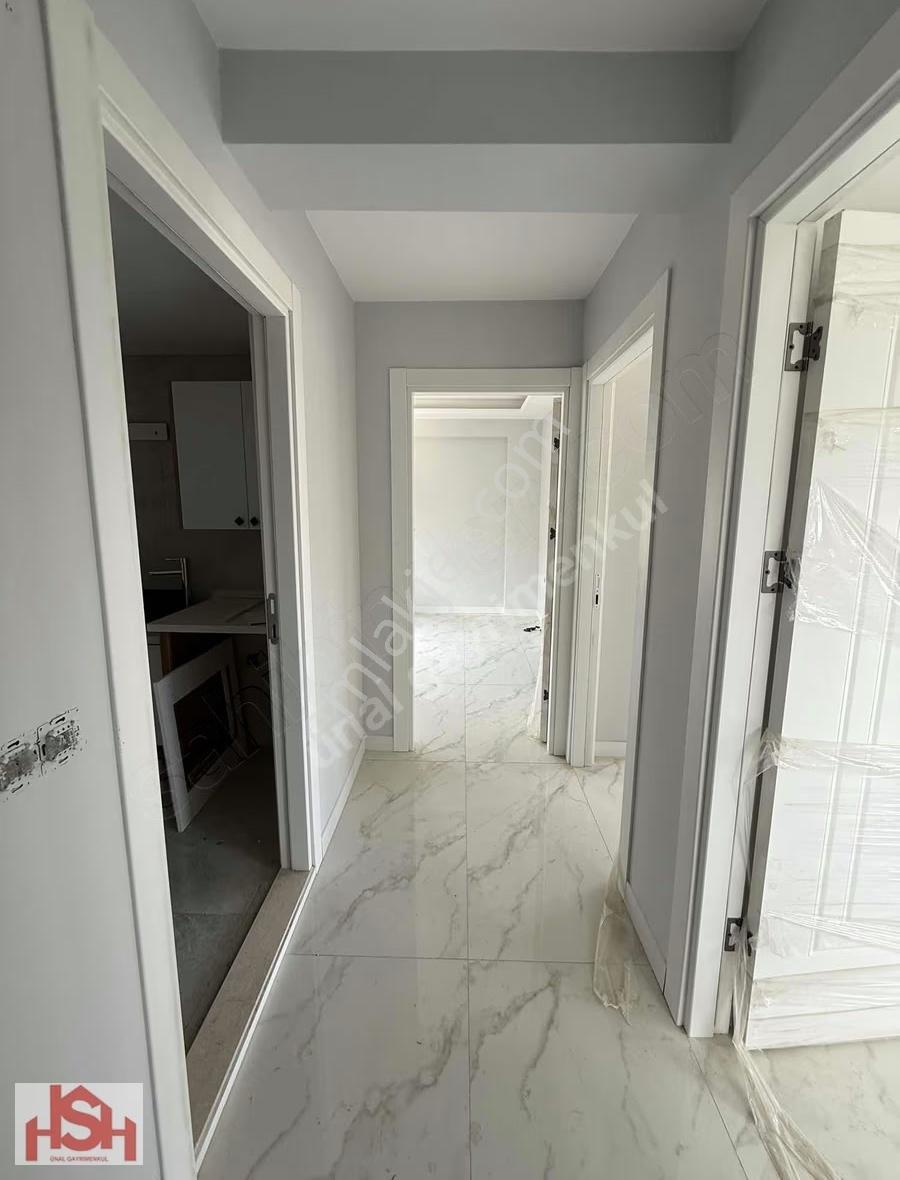 Şehir Merkezine 1.5 Km Yakınlıkta, Sıfır Lüks 3+1 Villa Kiralık - Görsel 10