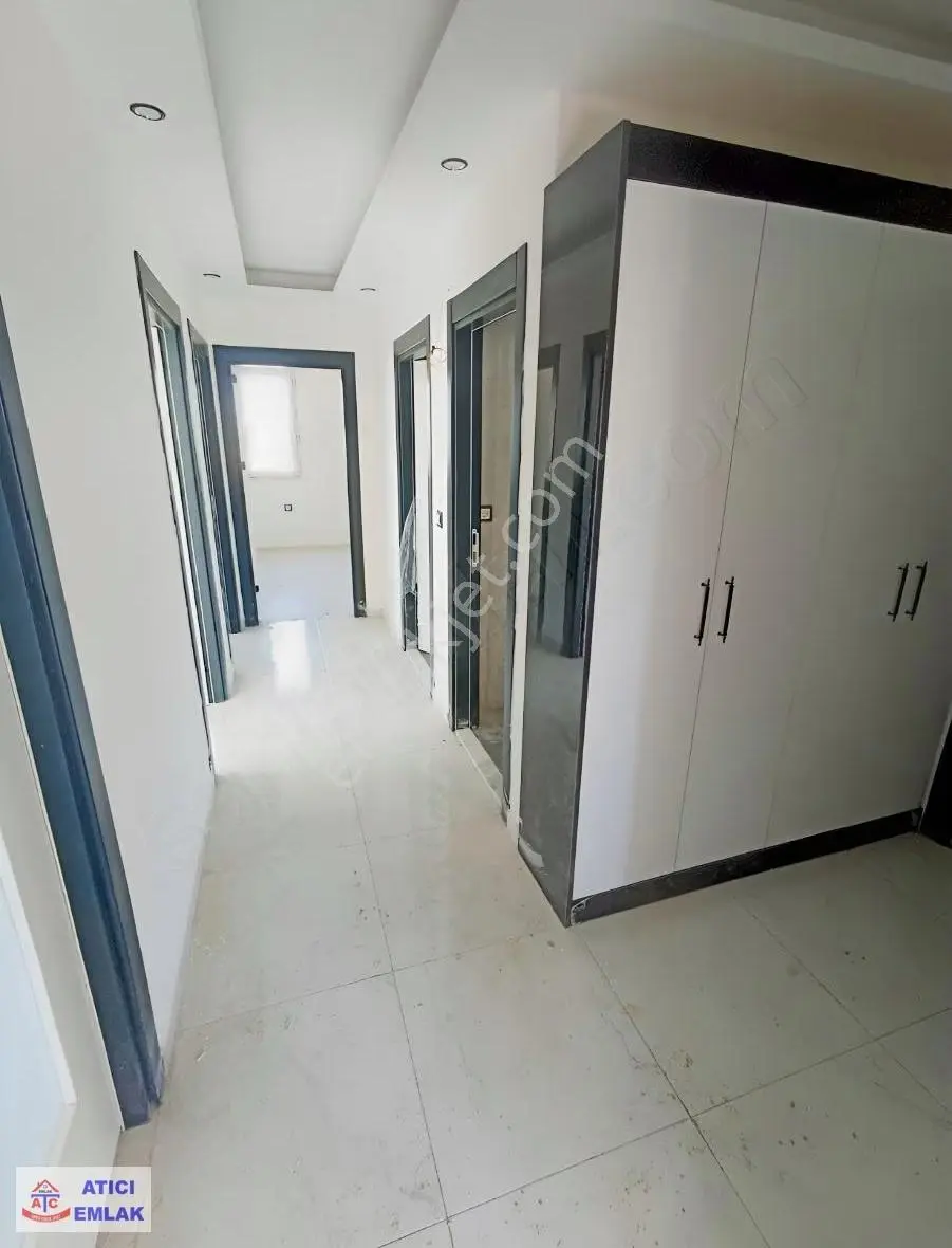 Atıcı'dan Belediye 2. Etap Okul Yakını 3+1 Kapalı Mutfak Kiralık - Görsel 2
