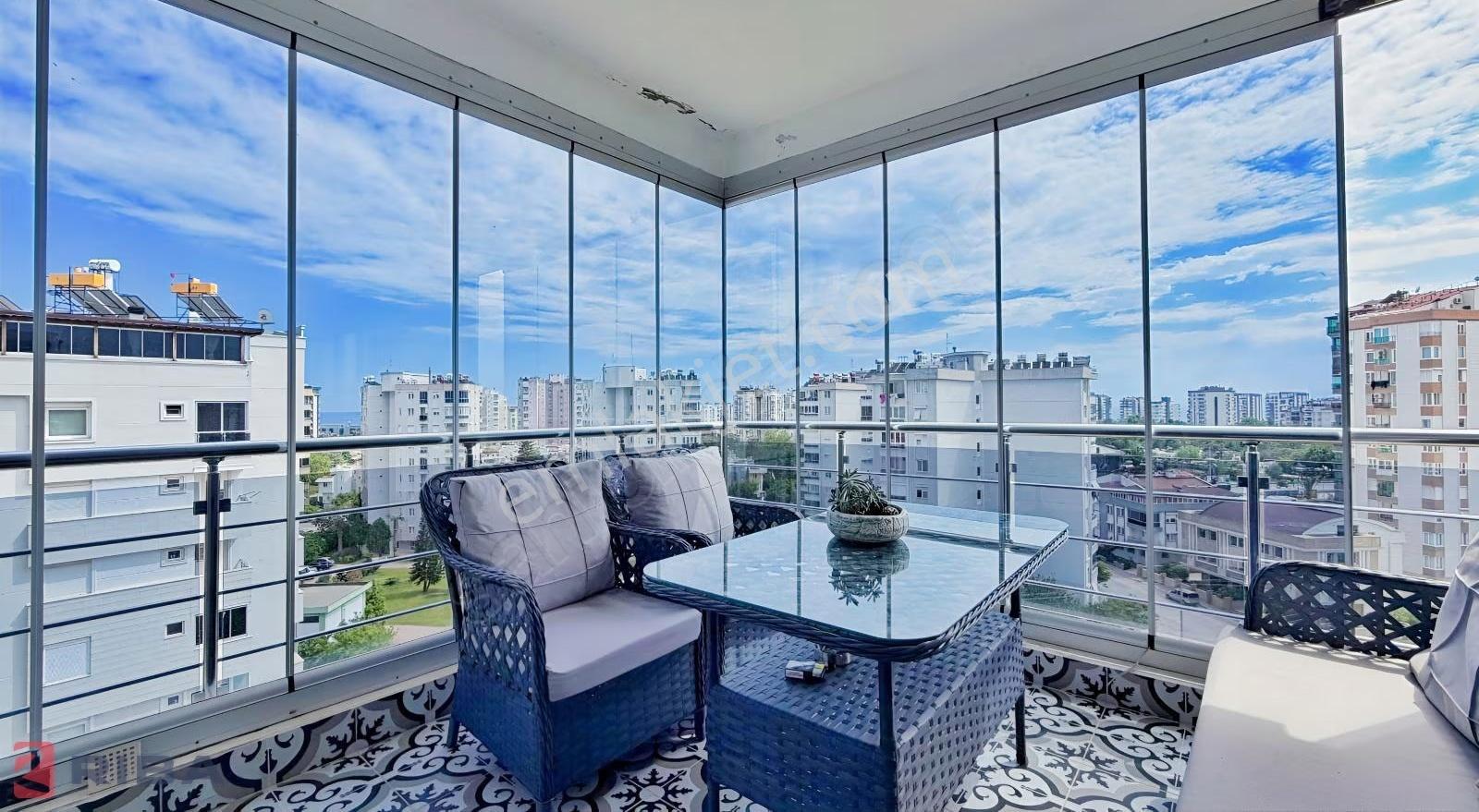 Güzeloba'nın En Seçkin Sitesinde Satılık 4+1 Dubleks Daire - Görsel 2