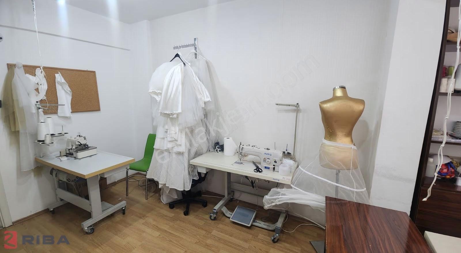Antalya Işıklar Caddesinde Devren Kiralık Gelinlik Mağazası - Görsel 2