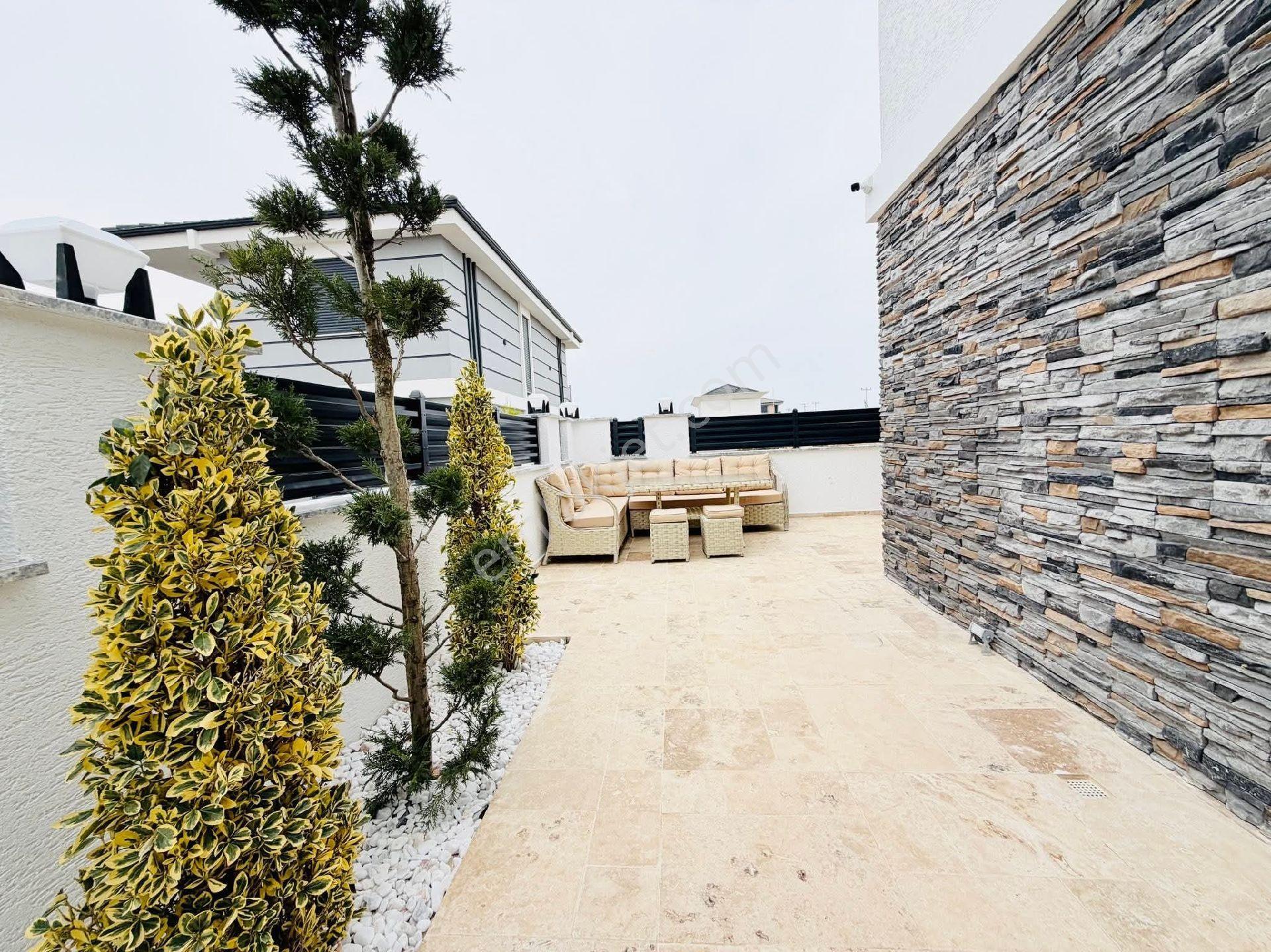Efeler De Tam Mustakil Çok Özel Villa - Görsel 5