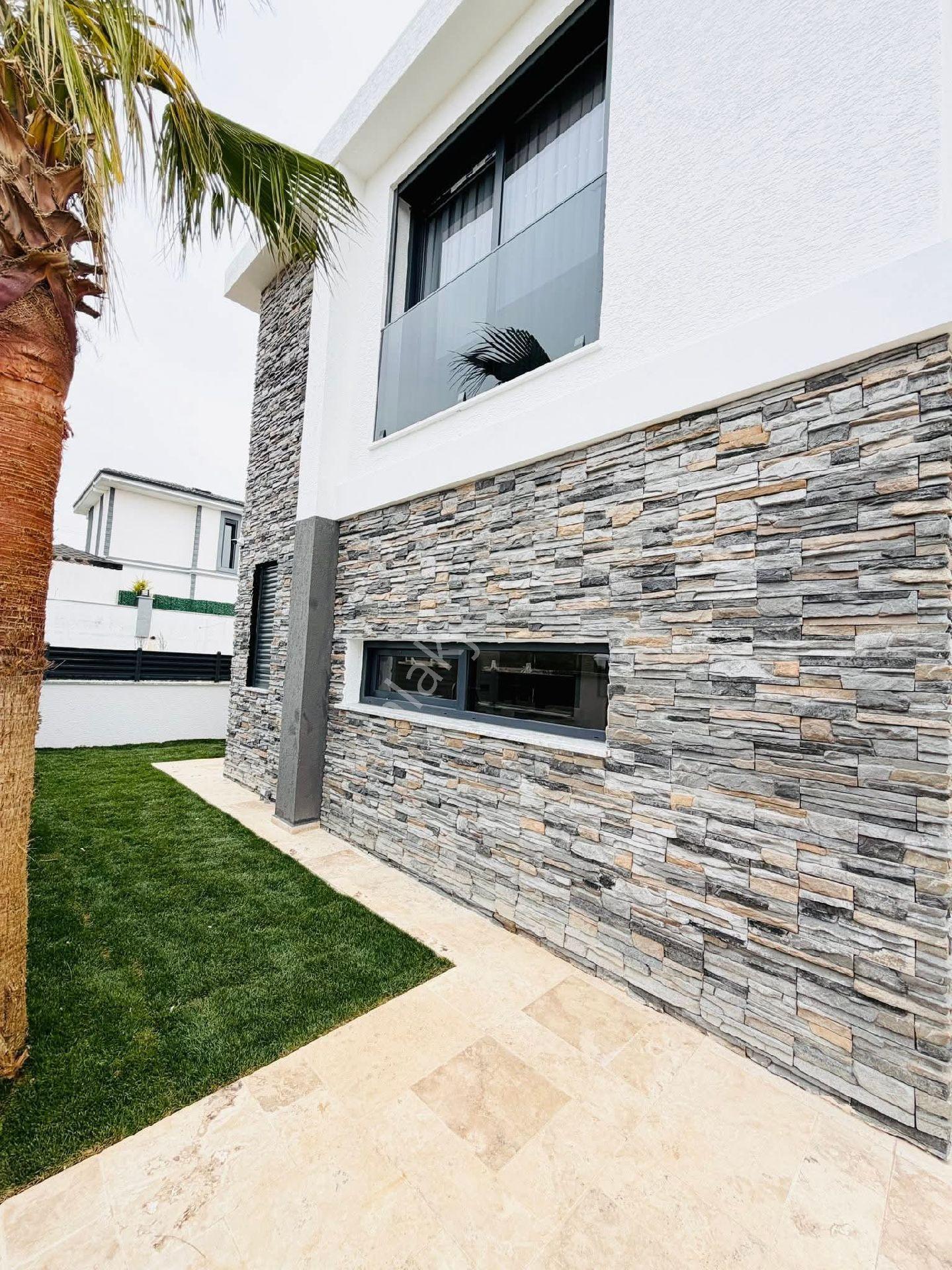 Efeler De Tam Mustakil Çok Özel Villa - Görsel 6