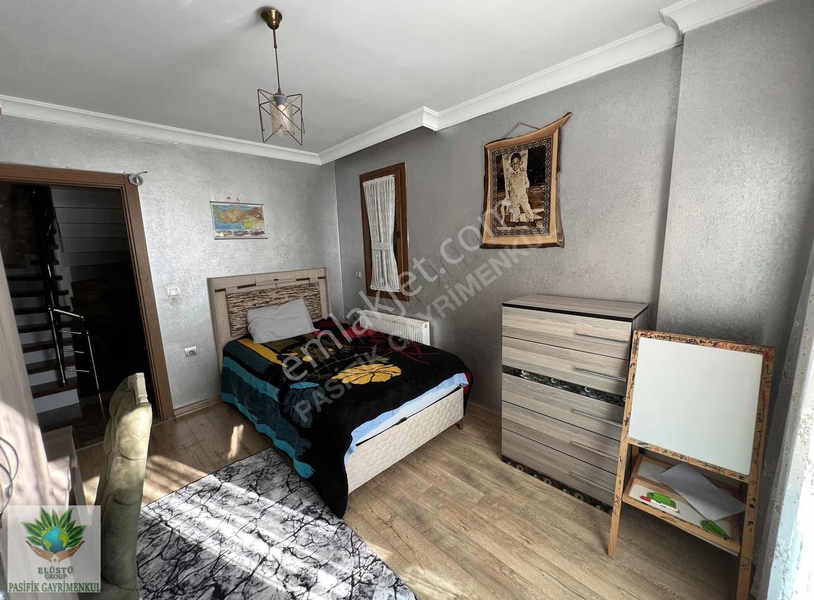 Pasifik'ten Menderes Mithatpaşa'da 5+2 Tripleks Villa - Görsel 11