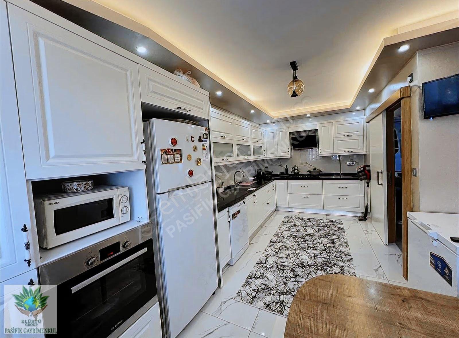 Pasifik'ten Menderes Mithatpaşa'da 5+2 Tripleks Villa - Görsel 35