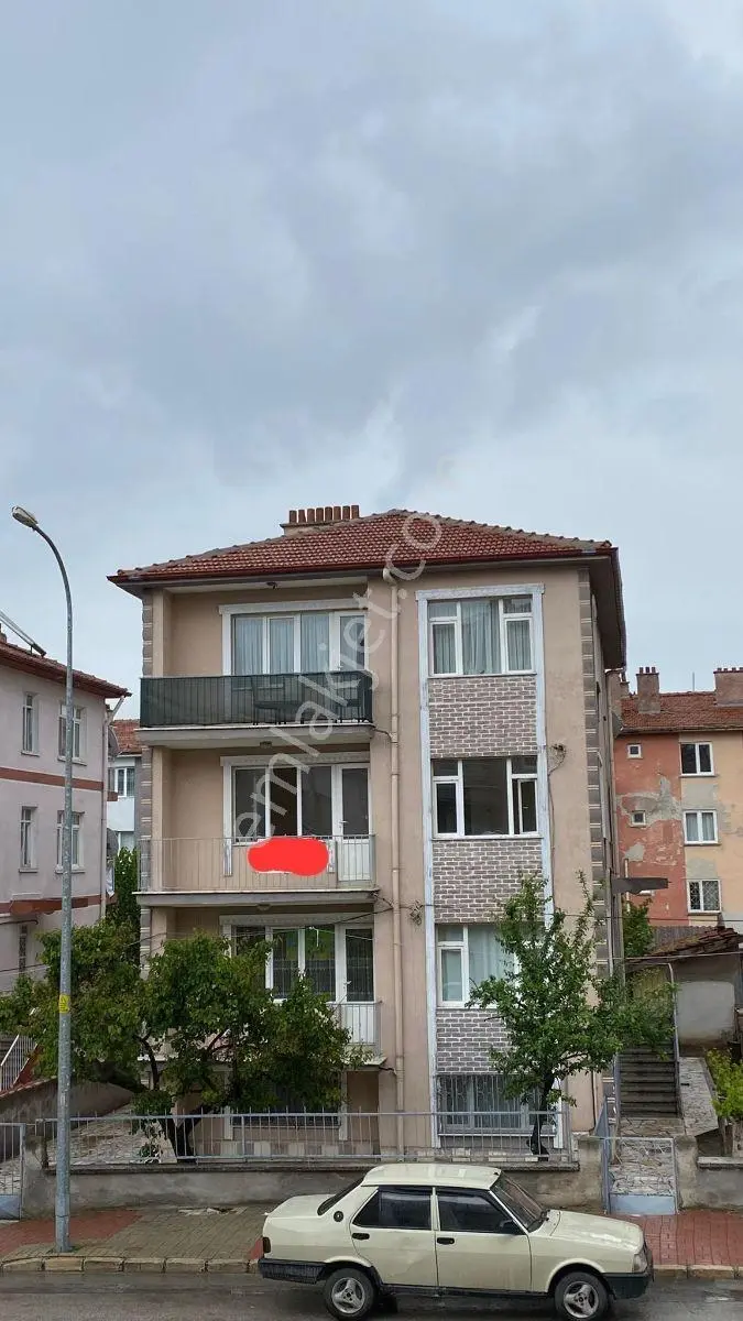 Me-ka Group'tan Kocatepe Mahallesi'nden Kiralık 3+1 Daire