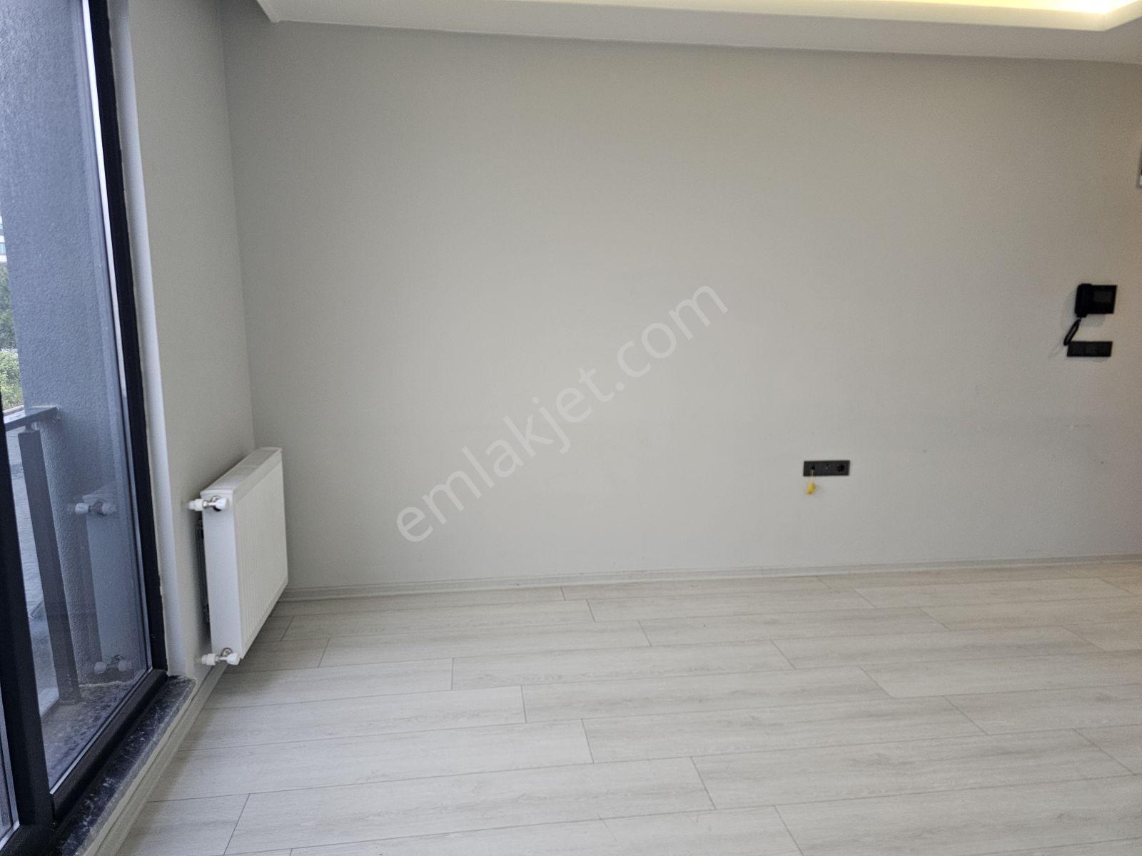 Atakent Te 19 Mayıs Bulvarı Ve Cağaloğlu Arasında Kiralık 1+1 - Görsel 13