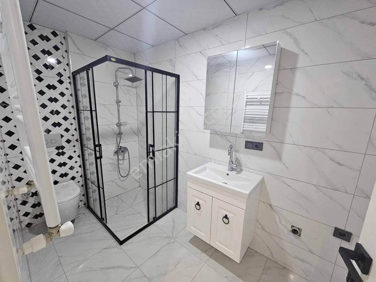Atakent Te 19 Mayıs Bulvarı Ve Cağaloğlu Arasında Kiralık 1+1 - Görsel 9