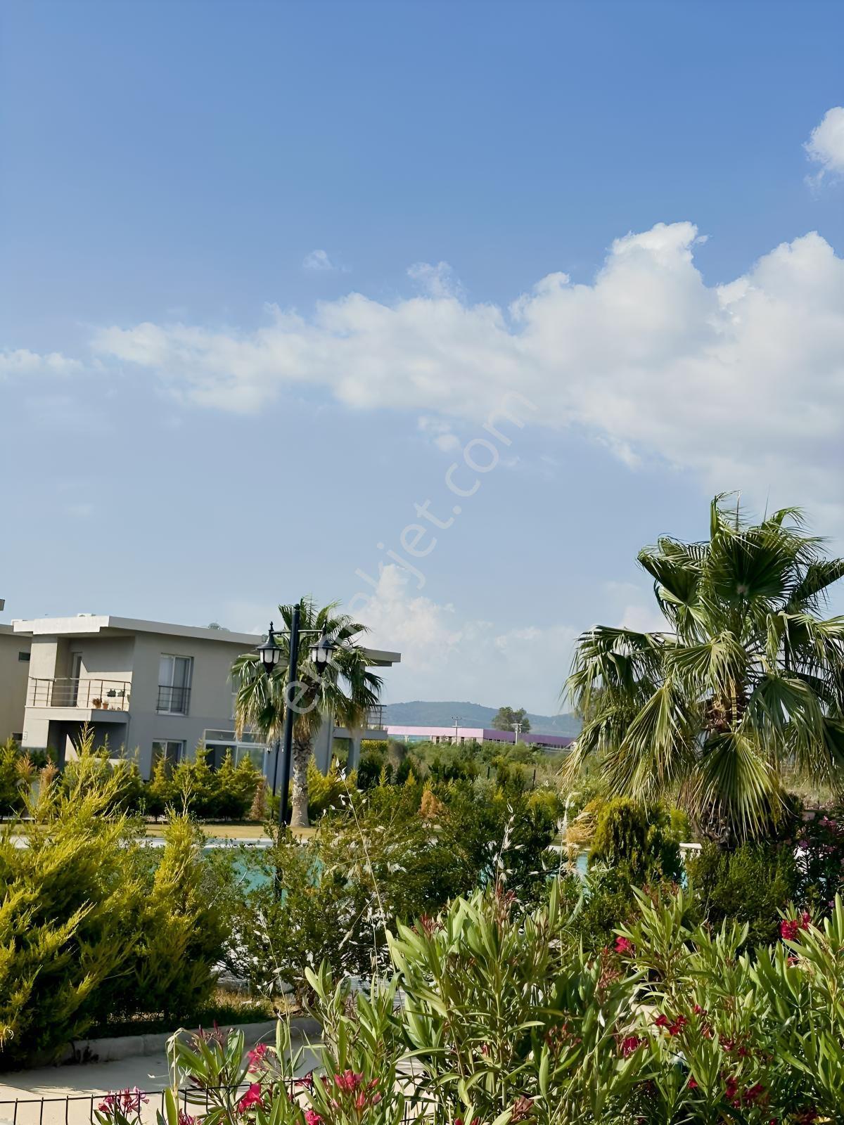 Meşelik Bodrum Milas Yolu Havuzlu Sitede Satılık 2+1 Bahçe Katı - Görsel 35