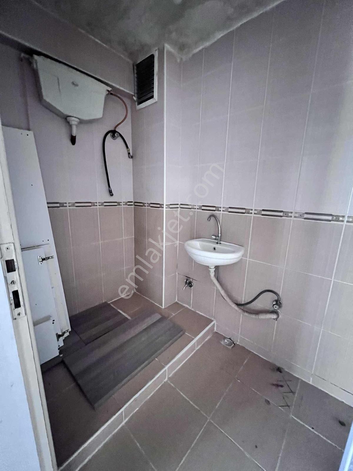 Kayışdağı Merkezde 2+1 Satılık 90 M2 - Görsel 13