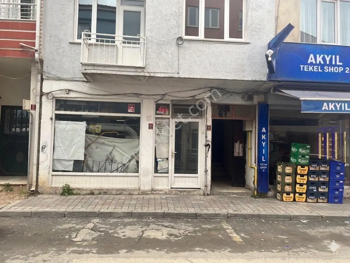 Roma’ Dan Orhaniye Mahallesi’ Nde Satılık Dükkan