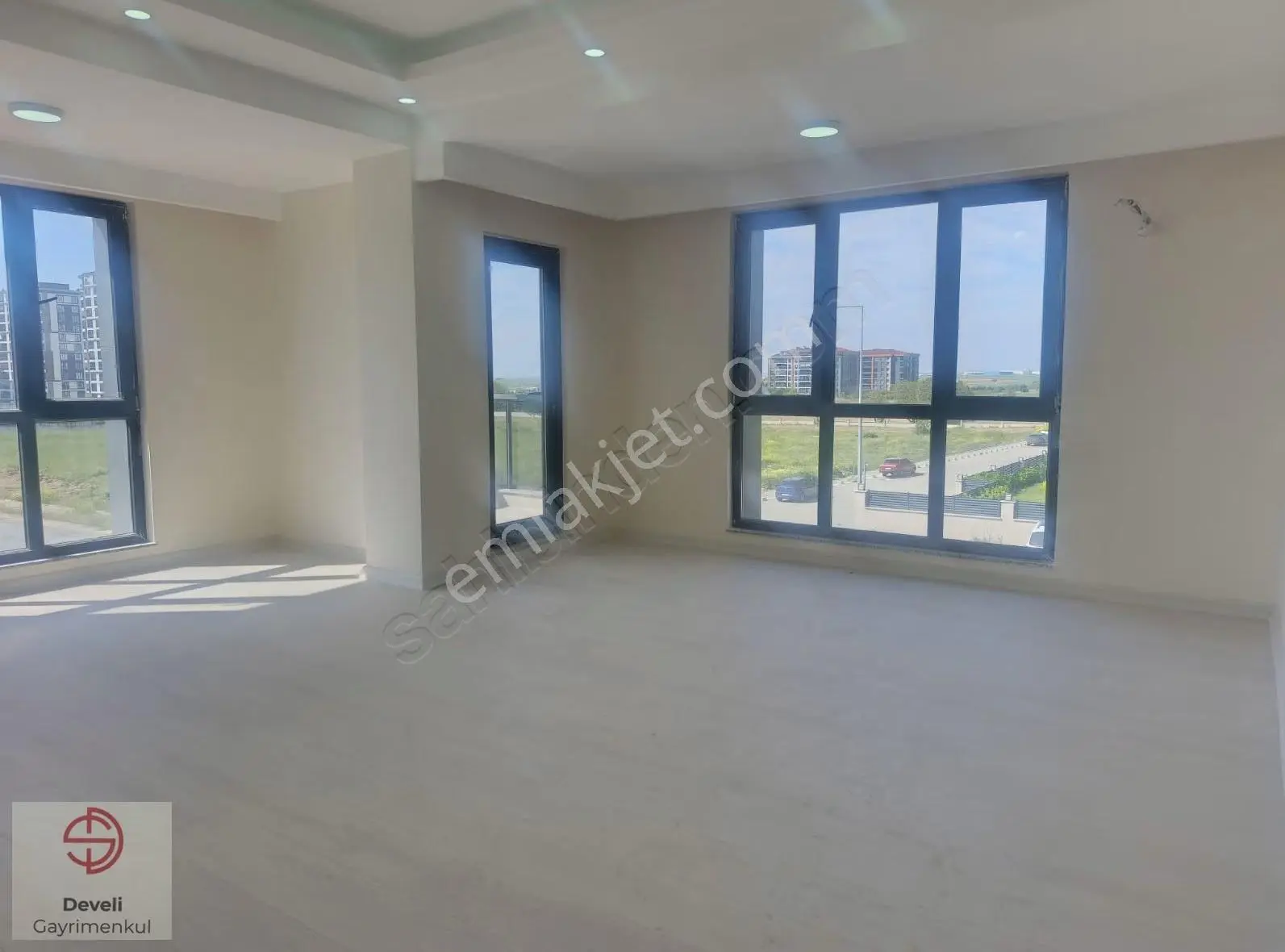 Emlak Konutları Yüksek Kredi İmkanı Modern Mimari Lüks Daireler - Görsel 2